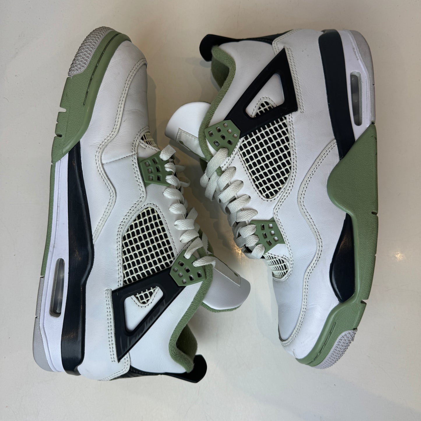 AQ9129 103 Jordan 4 Retro Espuma de mar (W)