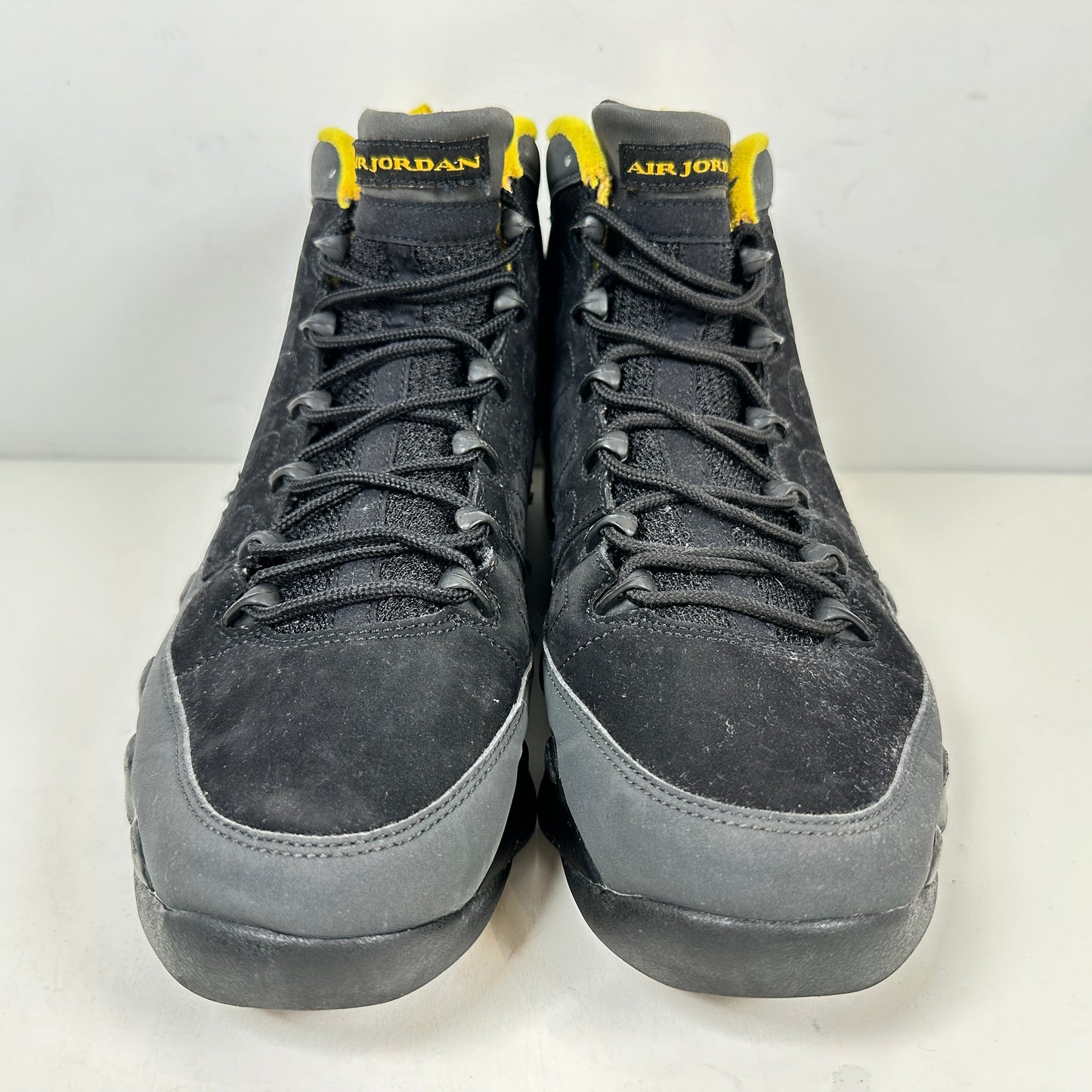 CT8019 070 Jordan 9 Retro Dark Charcoal Universidad Oro