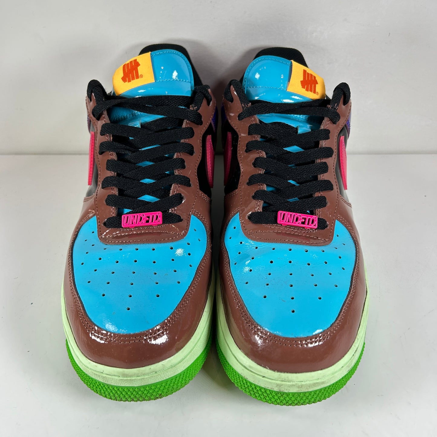 DV5255 200 Nike Air Force 1 Low SP Undefeated Multi Pink [USED] - 13 M (Used)