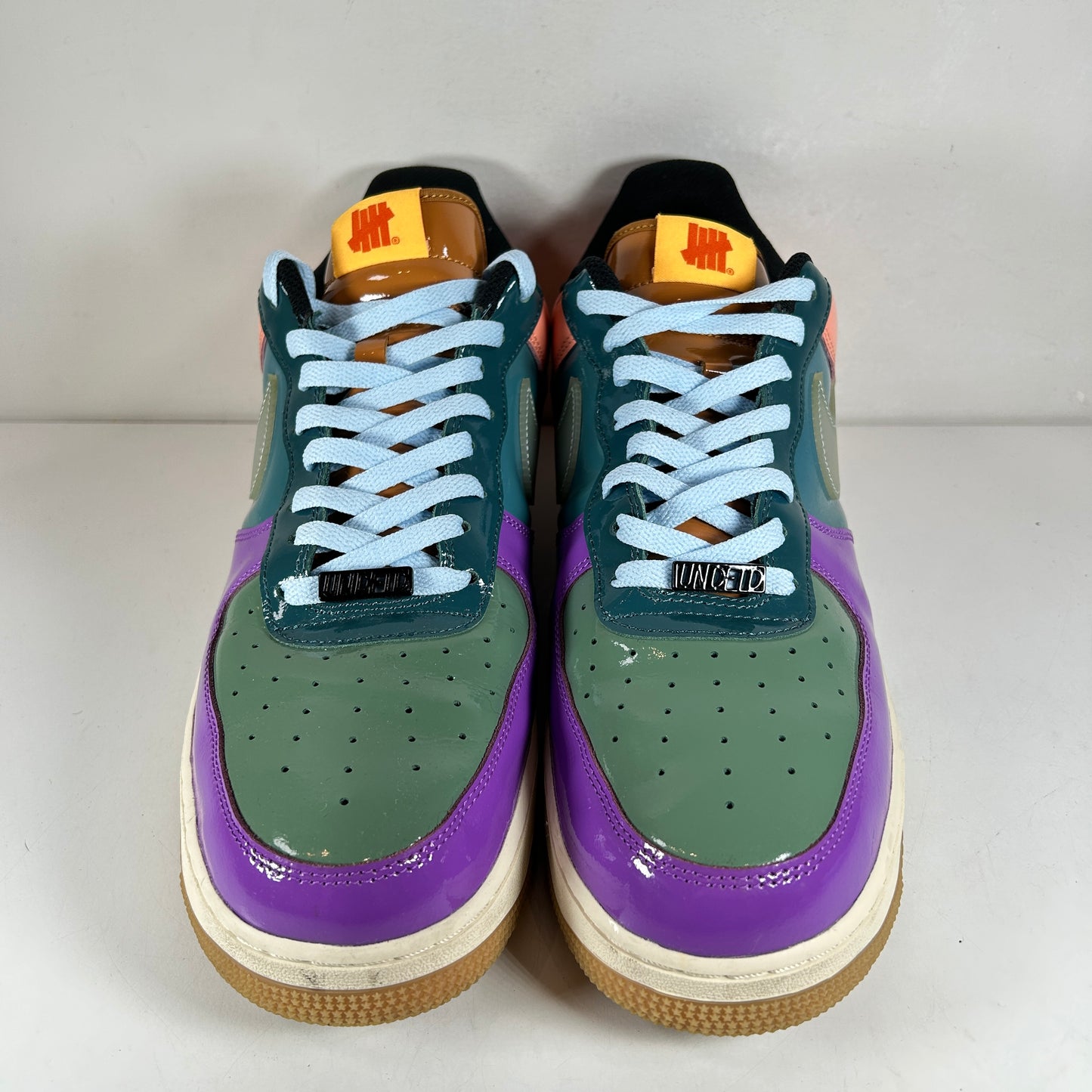 DV5255 500 Nike Air Force 1 Low SP Undefeated Multi-Patent Wild Berry [USED] - 14 M (Used)