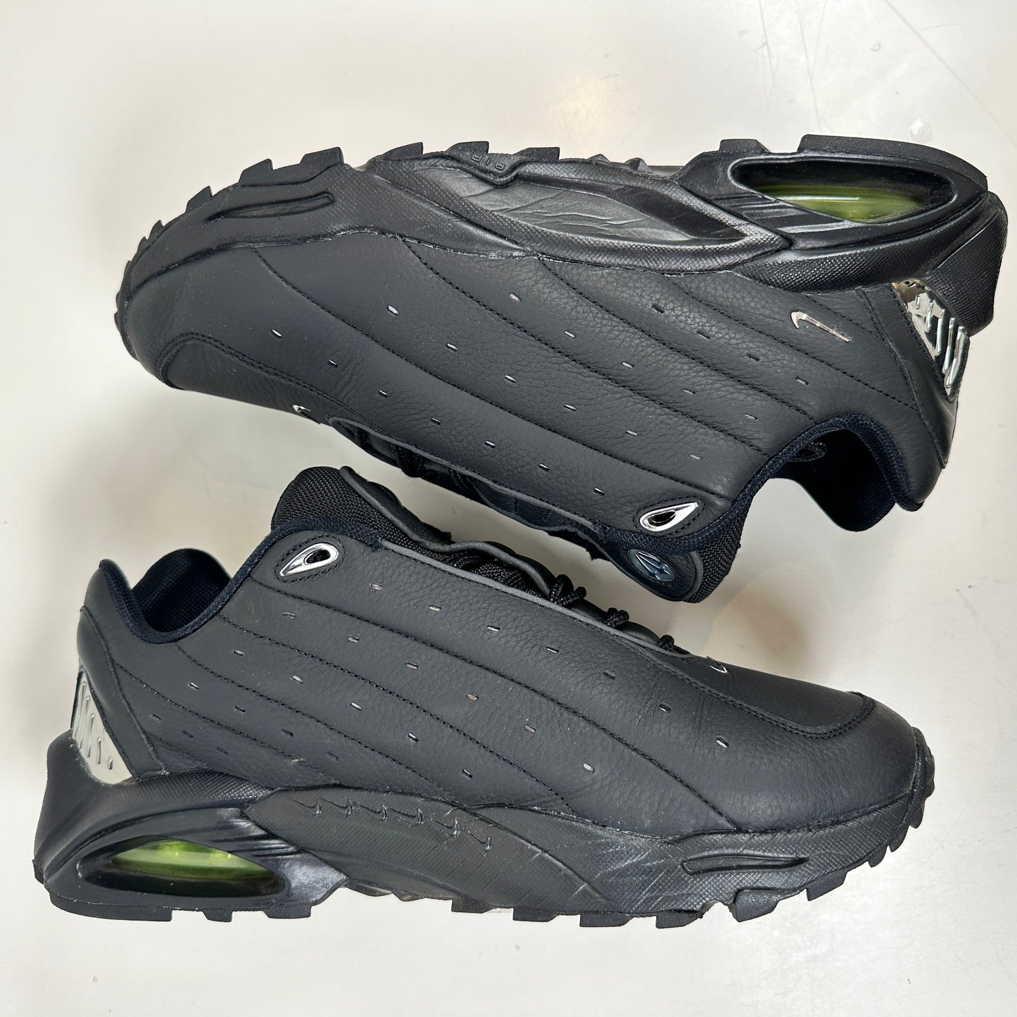 DH4692 001  Nike Hot Step Air Terra Drake NOCTA Triple Black [USED] - 13 M (Used)