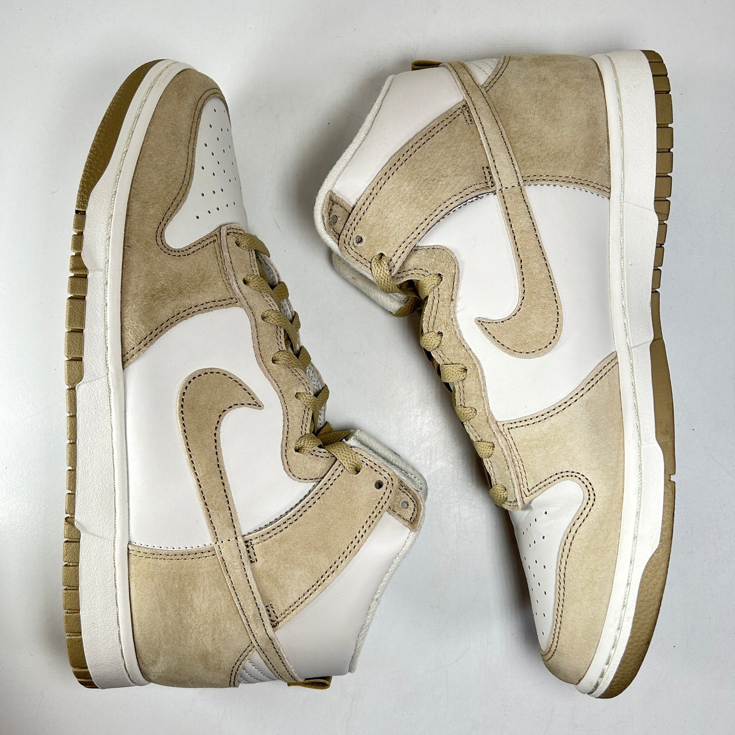 DQ7679 001 Nike Dunk High Tan Suede White [USED] - 11 M (Used)