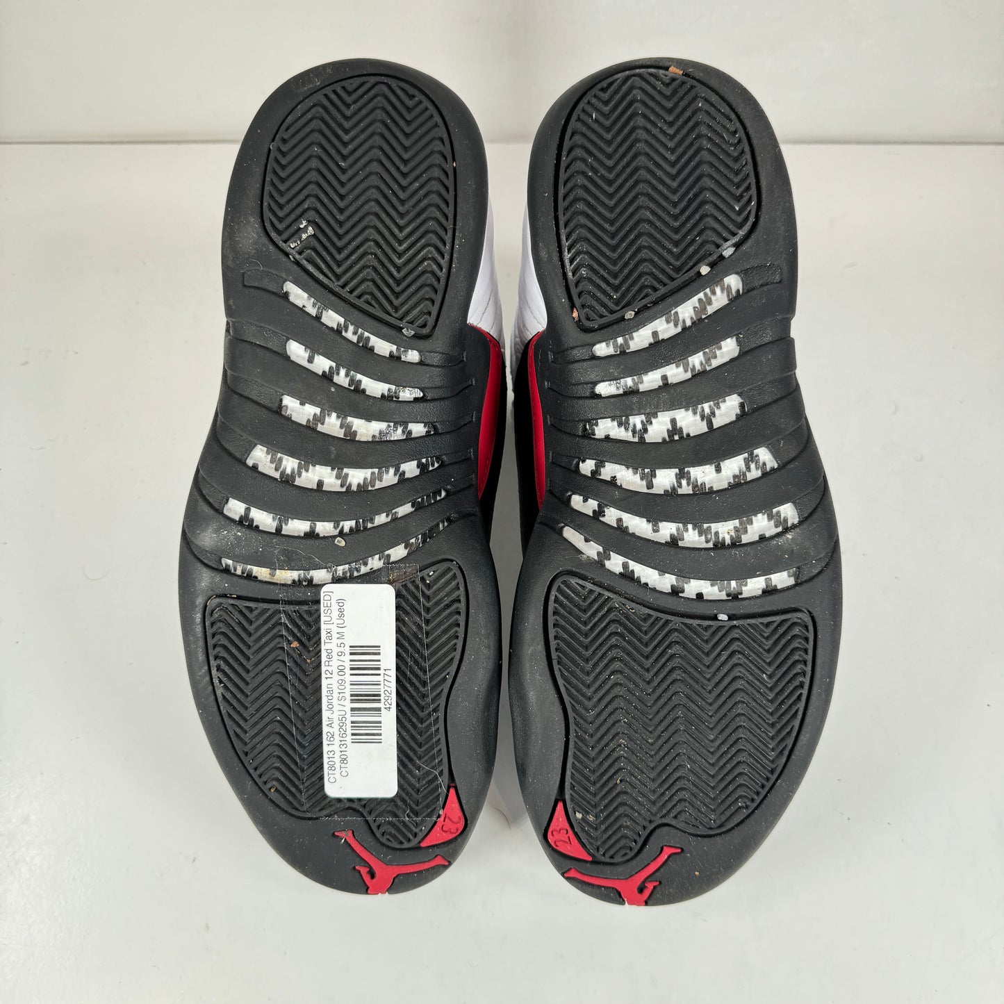 CT8013 162 Air Jordan 12 Red Taxi [USED] - 9.5 M (Used)