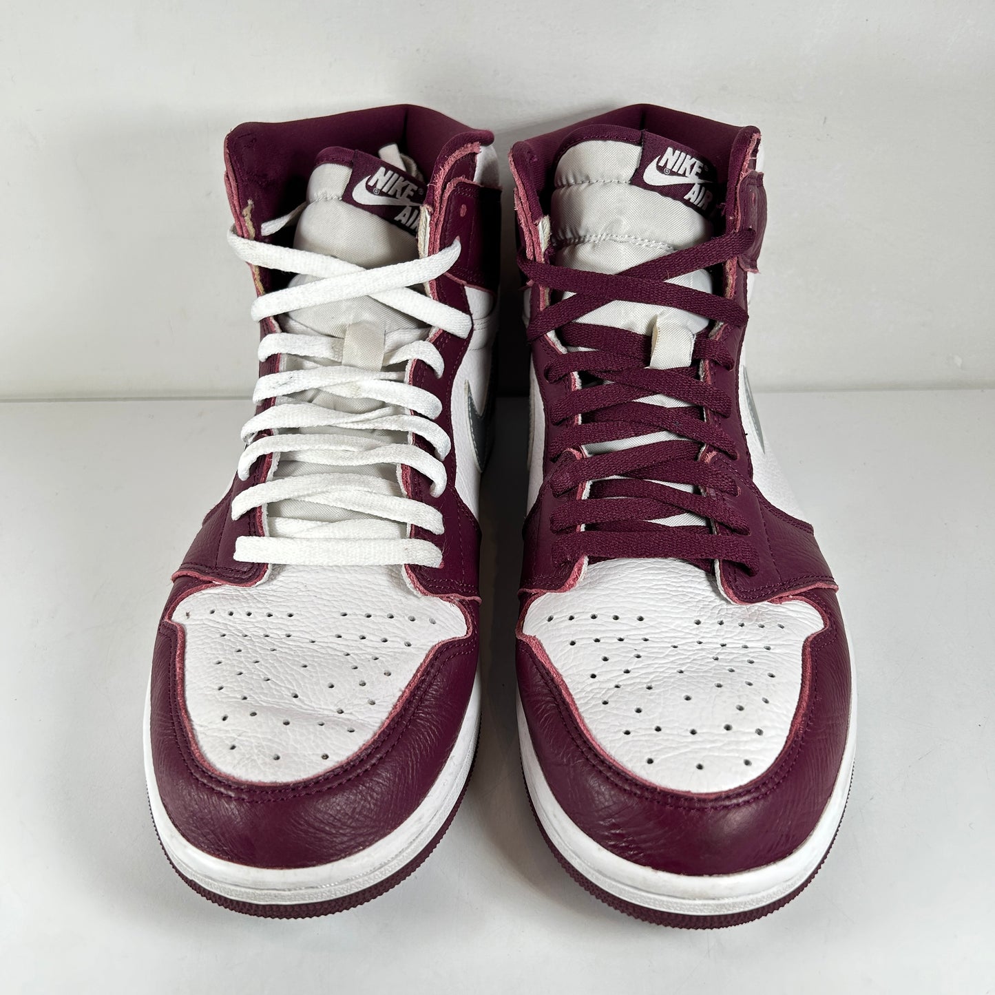 555088 611 Jordan 1 Retro High OG Burdeos 11 DS