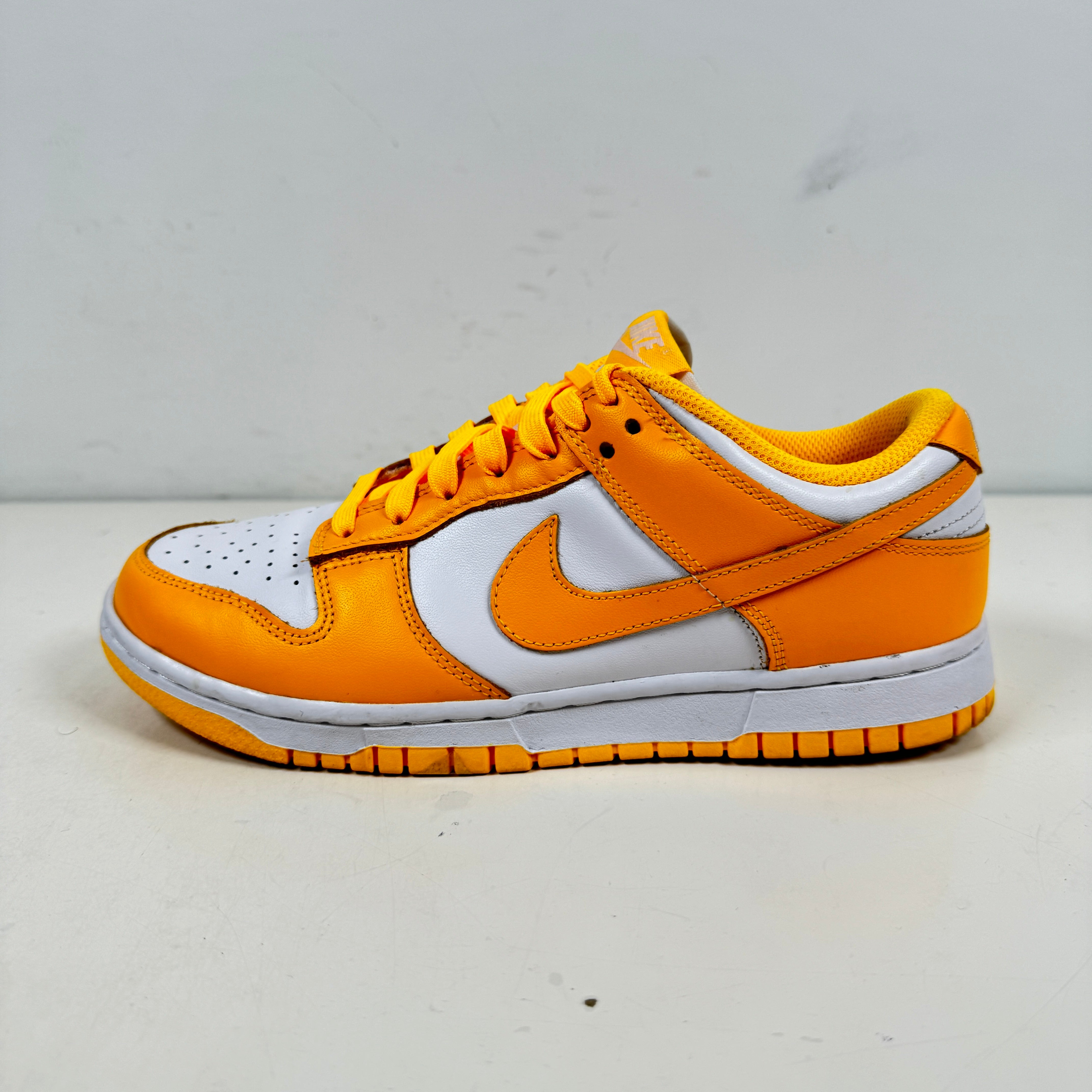 DD1503 800 Dunk Low Laser Orange [USED] - 8 W (Used) – DISTRICT ONE NY