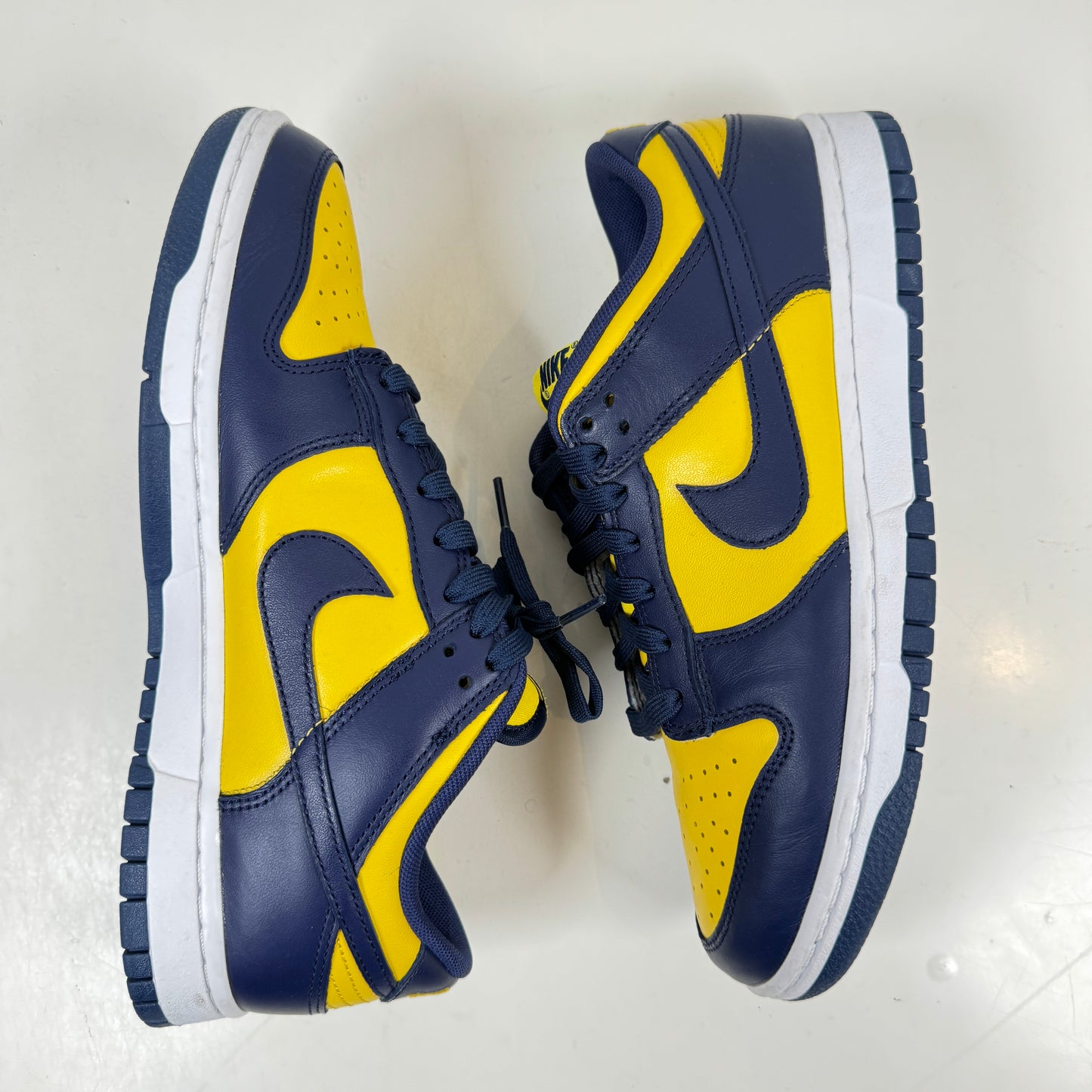 DD1391 700 Nike Dunk Low Michigan [USED] - 8 M (Used)