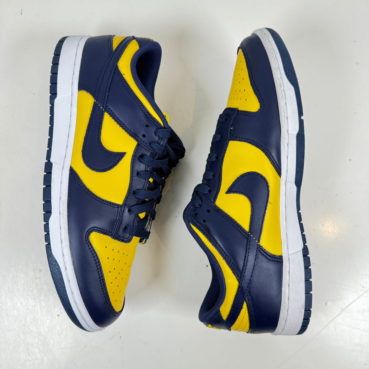 DD1391 700 Nike Dunk Low Michigan [USED] - 8 M (Used)