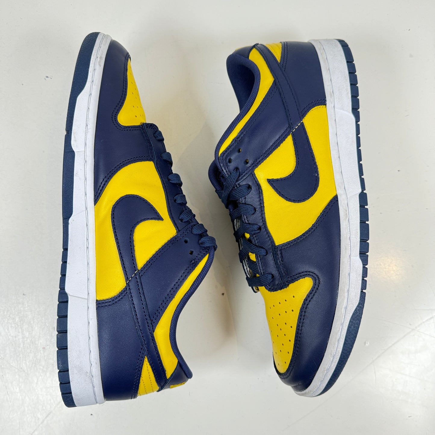 DD1391 700 Nike Dunk Low Michigan [USED] - 11 M (Used)