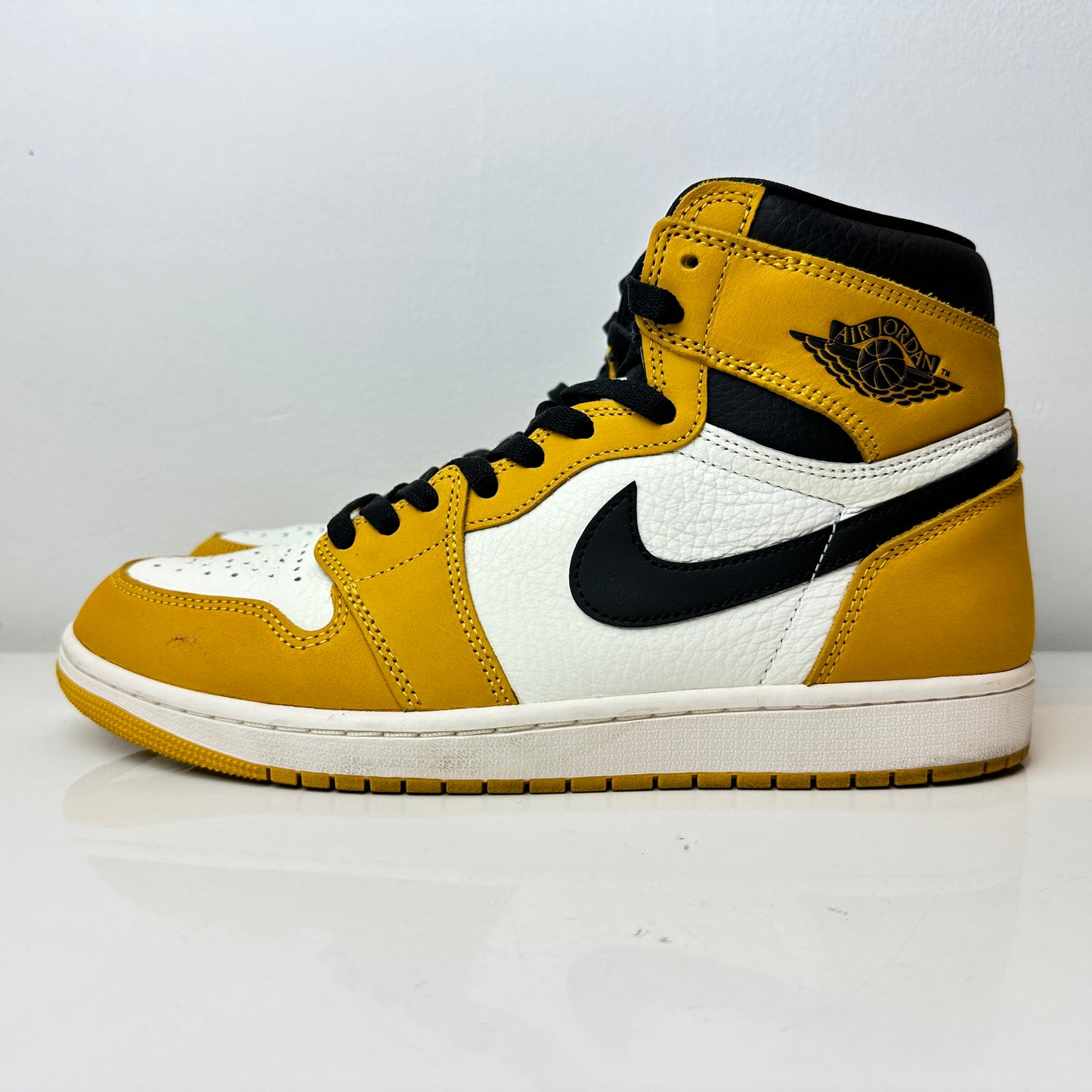 DZ5485 701 Jordan 1 Retro High OG Yellow Ochre [USED] - 10.5 M (Used)