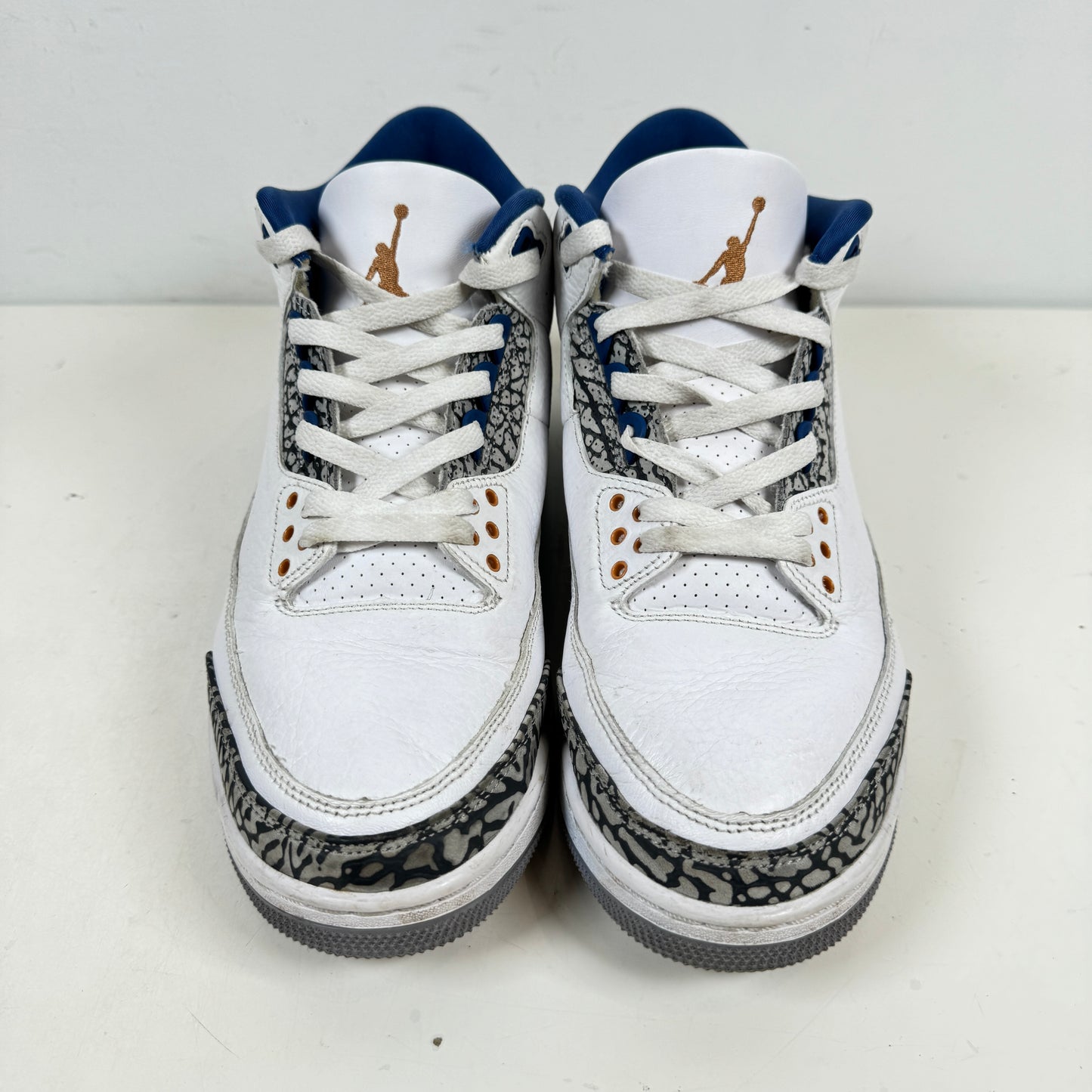 CT8532 148 Jordan 3 Retro Magos