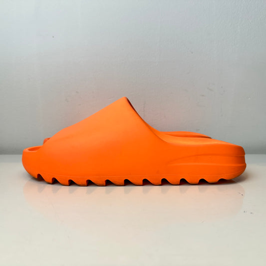 GZ0953 Adidas Yeezy Slide Enflame Orange [USED] - 11 M (Used)