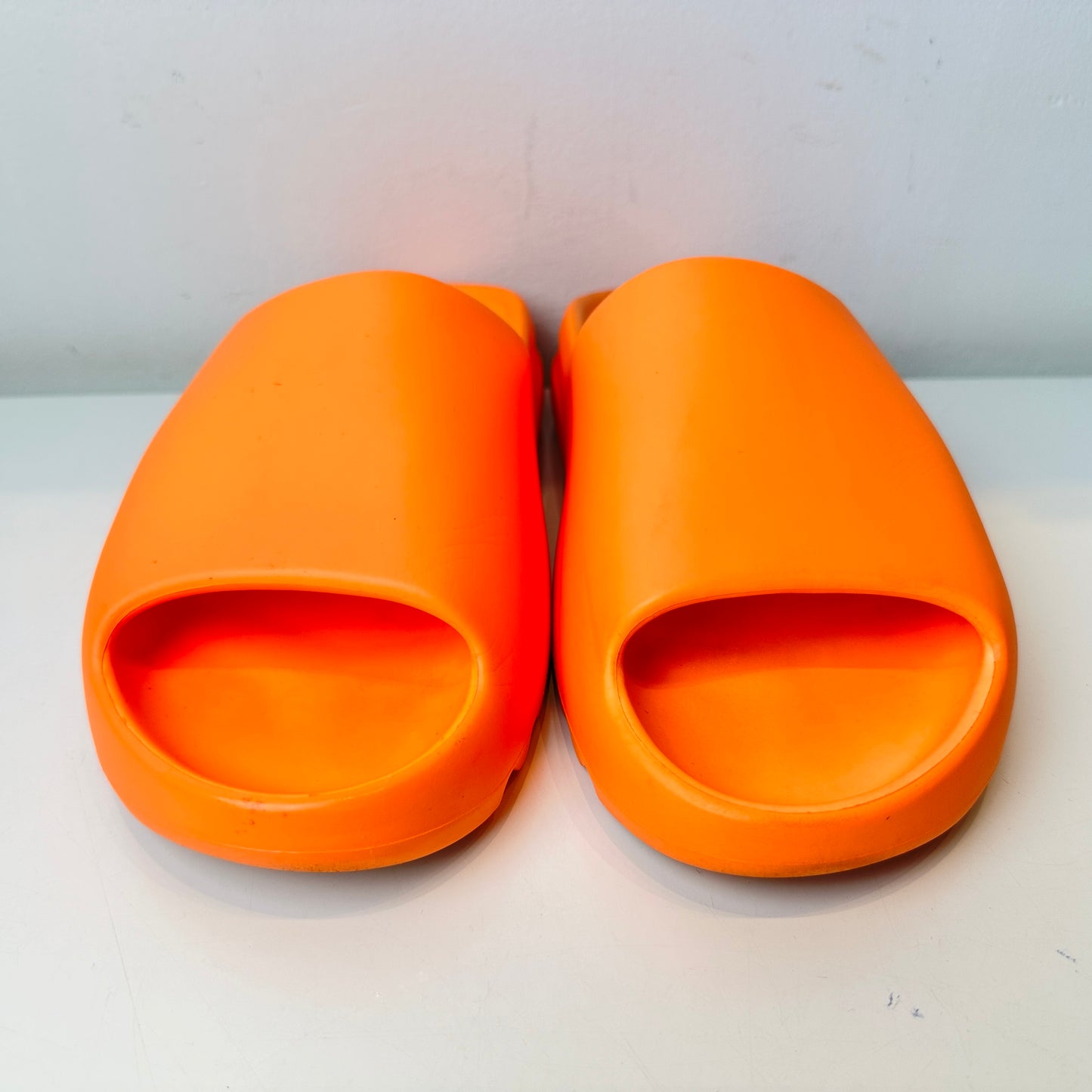 GZ0953 Adidas Yeezy Slide Enflame Orange [USED] - 11 M (Used)