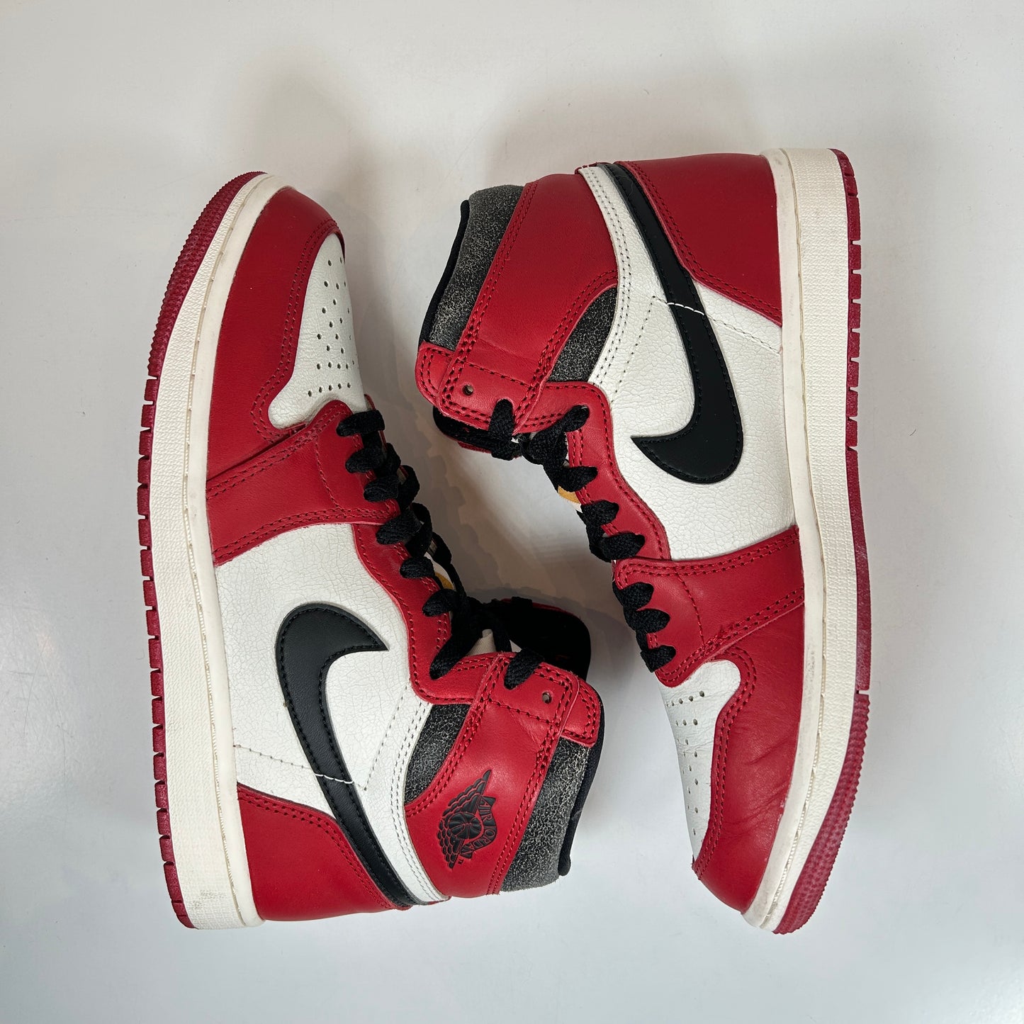 DZ5485 612 Jordan 1 Retro High OG Chicago Lost And Found [USED] - 7.5 M (Used)