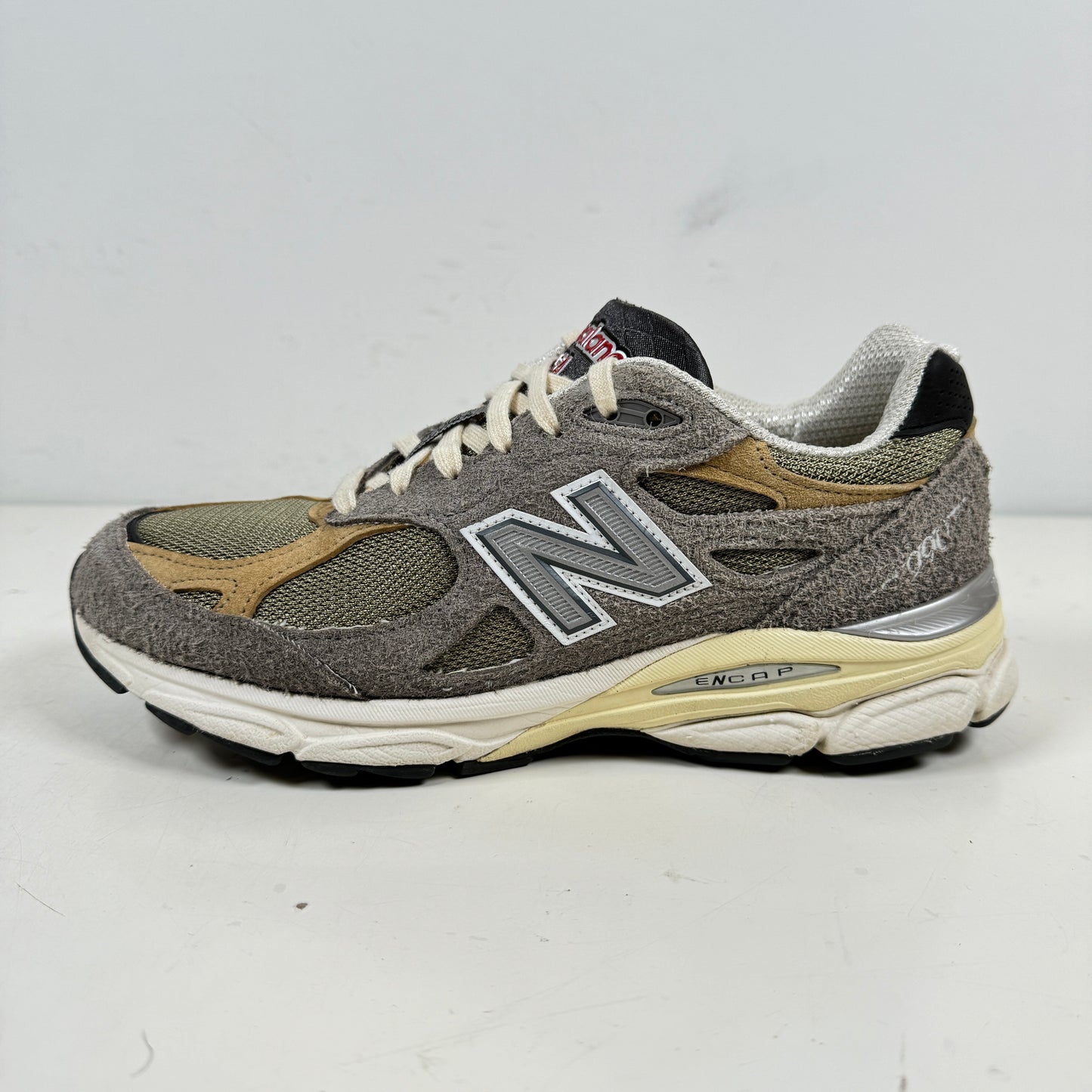 M990TG3 New Balance 990v3 MiUSA Teddy Santis Marblehead Incienso