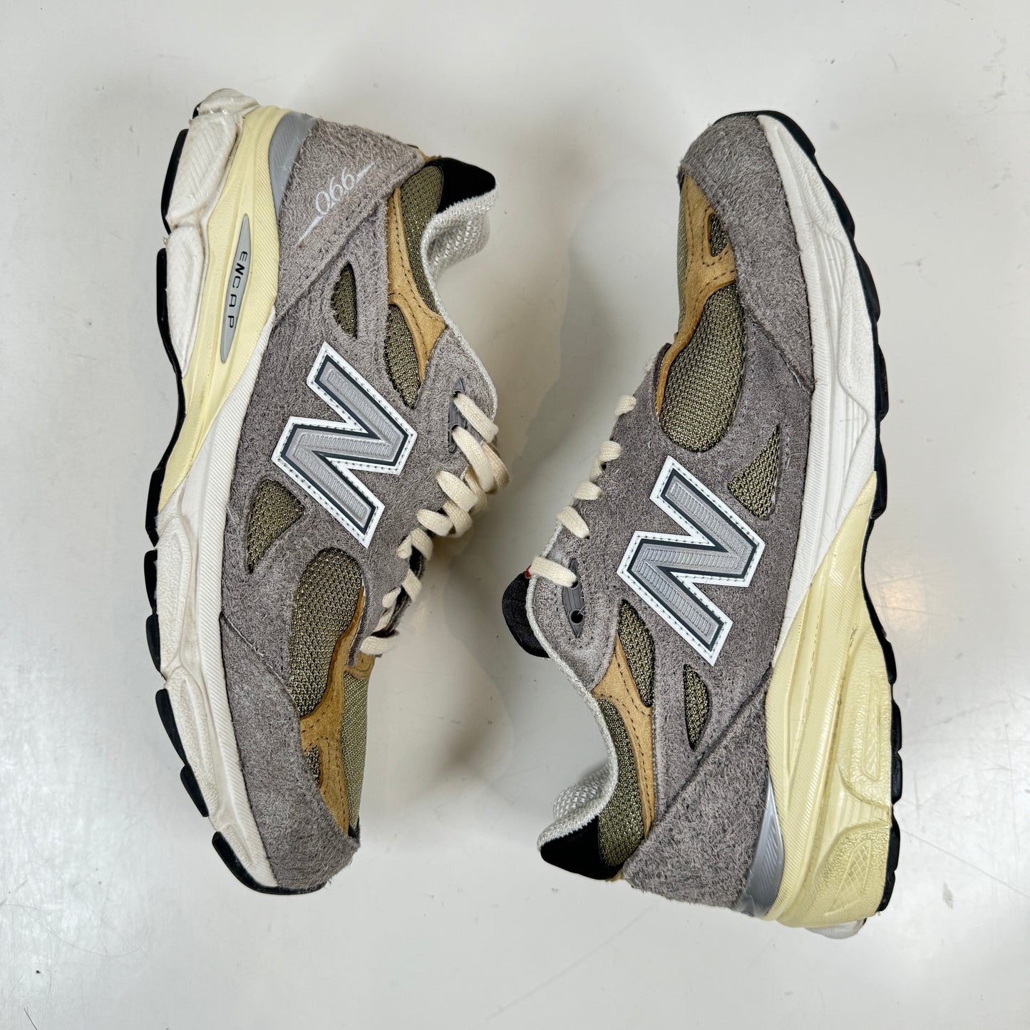 M990TG3 New Balance 990v3 MiUSA Teddy Santis Marblehead Incienso