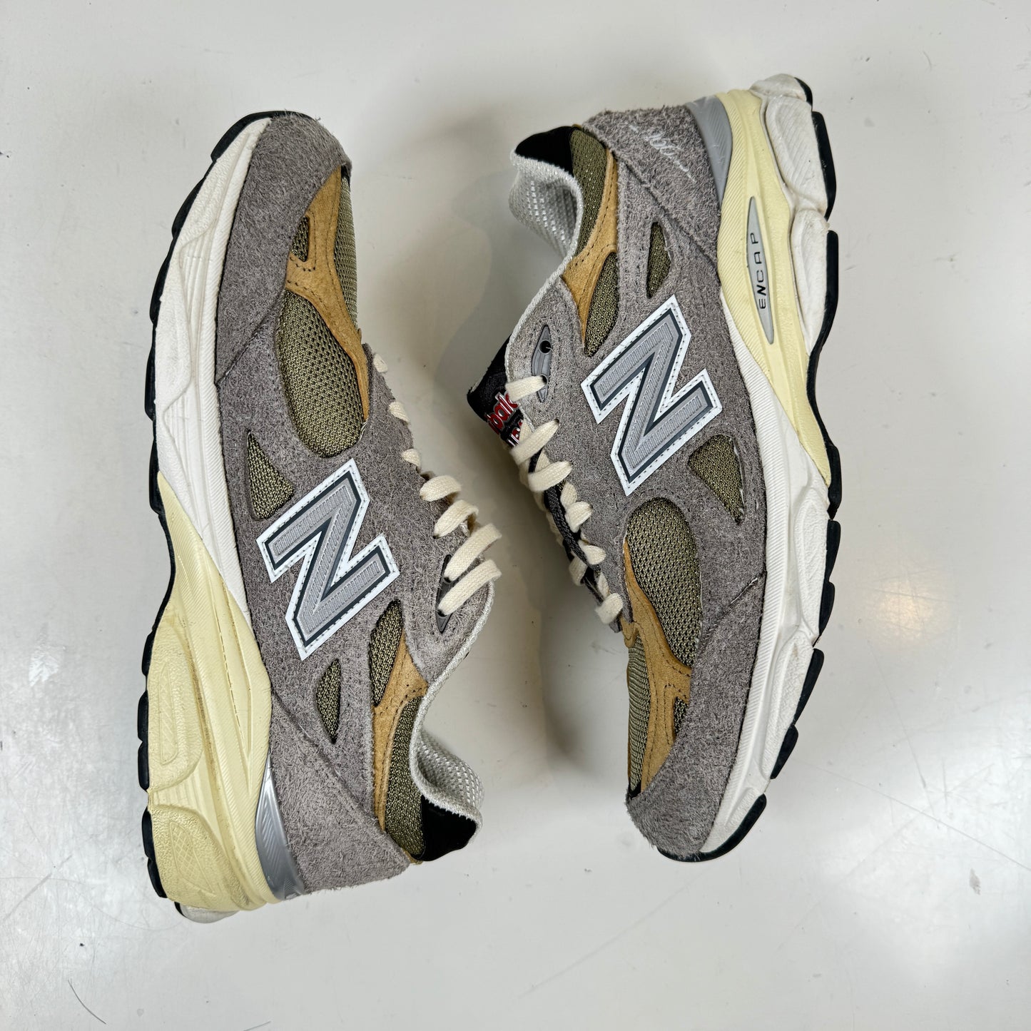 M990TG3 New Balance 990v3 MiUSA Teddy Santis Marblehead Incienso