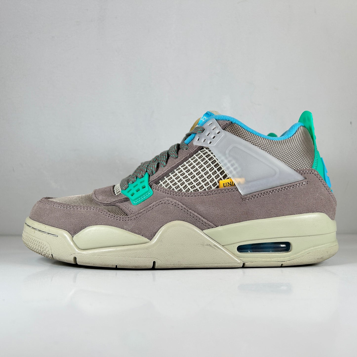 DJ5718 242 Jordan 4 Union Taupe Haze [USED] - 9 M (Used)