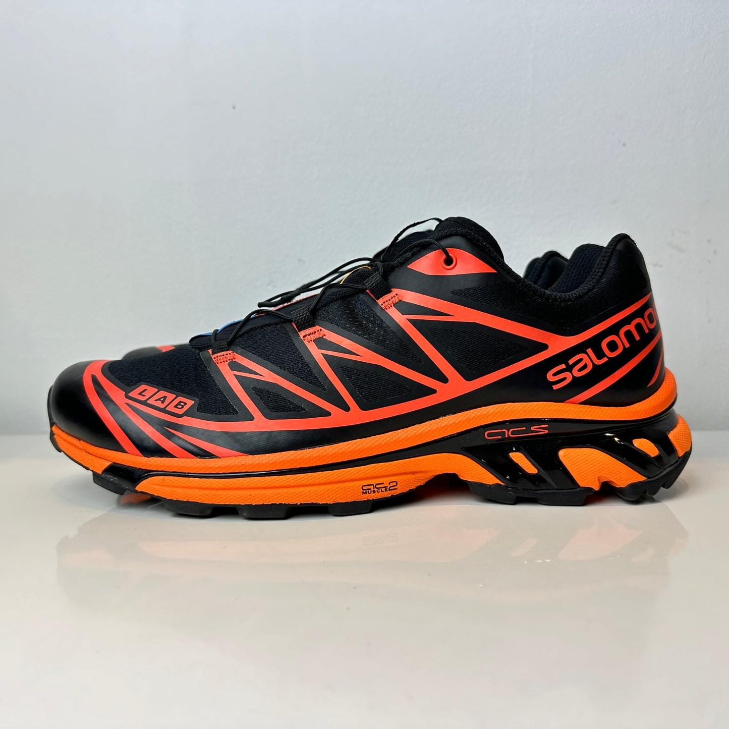 L416203 Salomon XT-6 Black Magnet Vibrant Orange [USED] - 10.5 M (Used) (No Box)