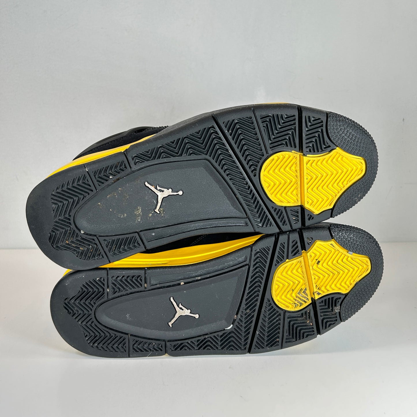 DH6927 017 Jordan 4 Retro Trueno