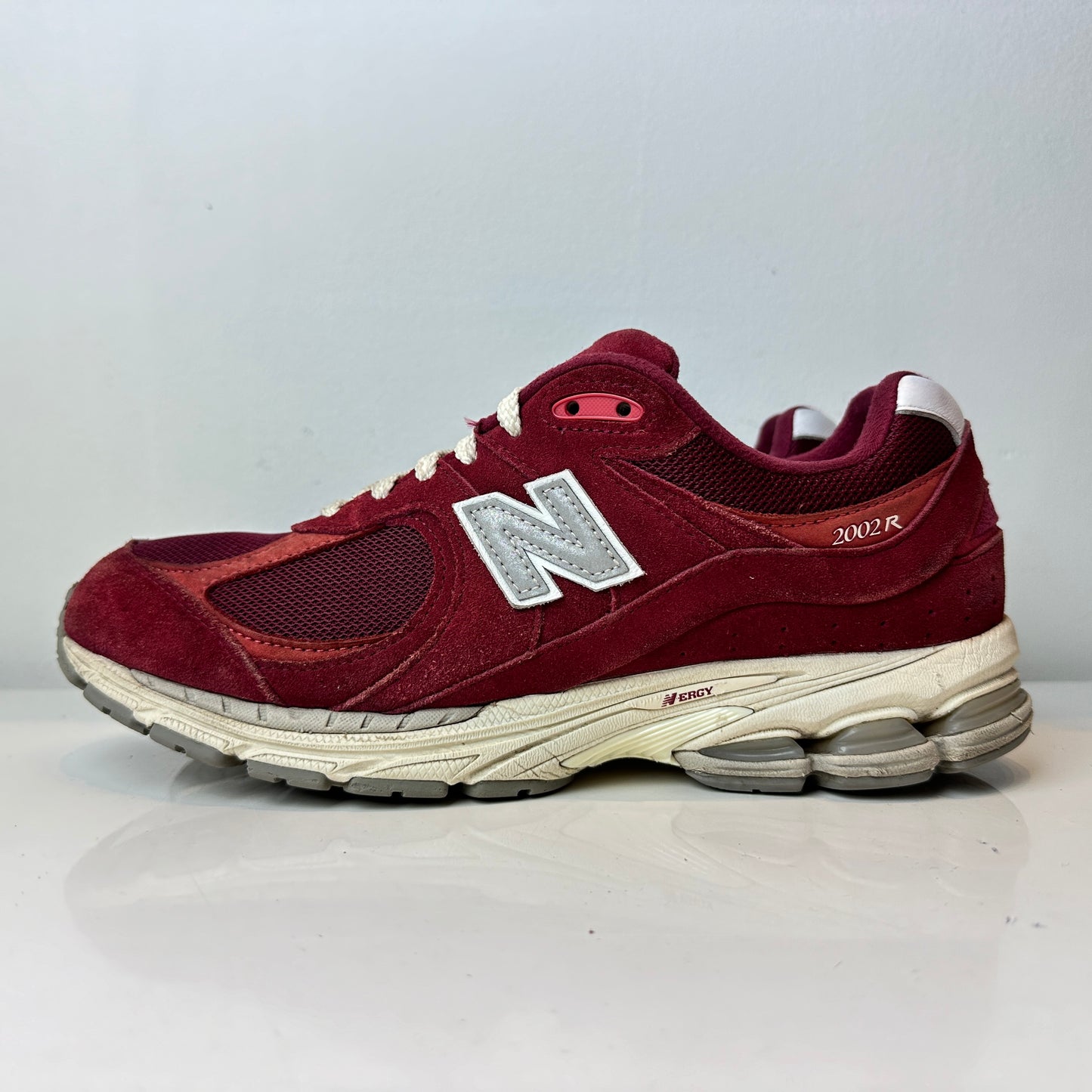 M2002RHA New Balance 2002R Bordeaux [USED] - 10.5 M (Used) (No Box)