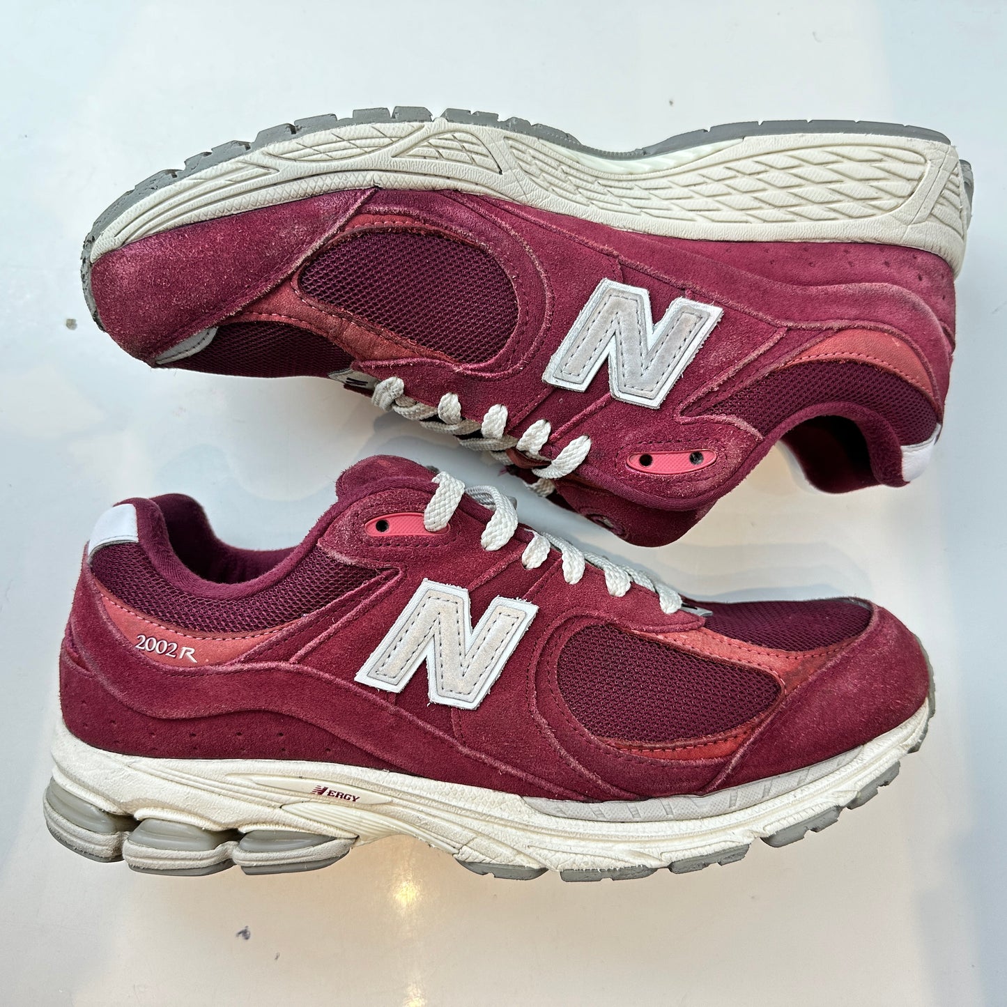 M2002RHA New Balance 2002R Bordeaux [USED] - 10.5 M (Used) (No Box)