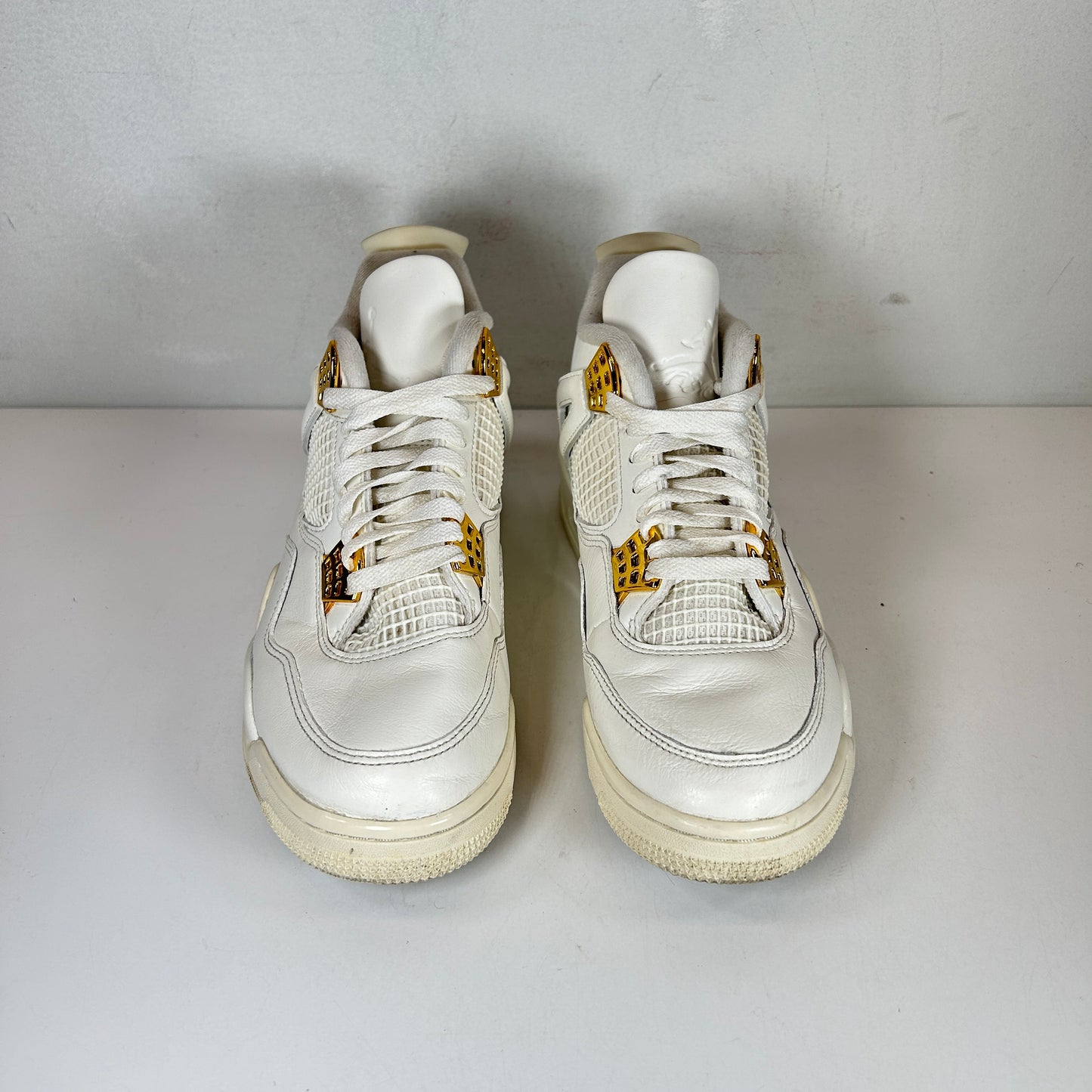 AQ9129 170 Jordan 4 Retro Metallic Gold (W) [USED] - 10.5 W (Used) (No Box)