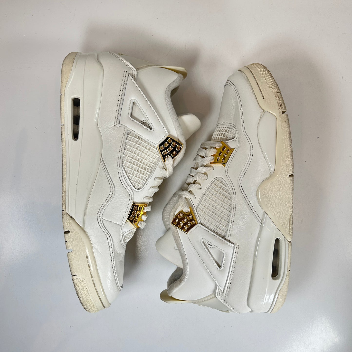 AQ9129 170 Jordan 4 Retro Metallic Gold (W) [USED] - 10.5 W (Used) (No Box)
