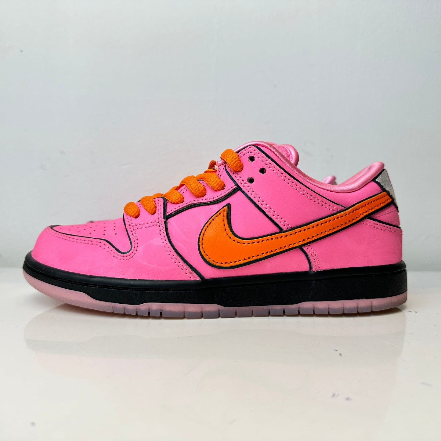 FD2631 600 Nike SB Dunk Low Las Chicas Superpoderosas Flor