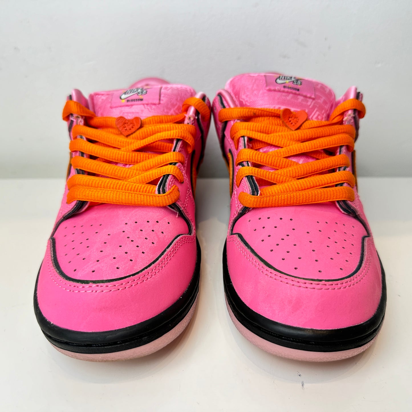 FD2631 600 Nike SB Dunk Low Las Chicas Superpoderosas Flor