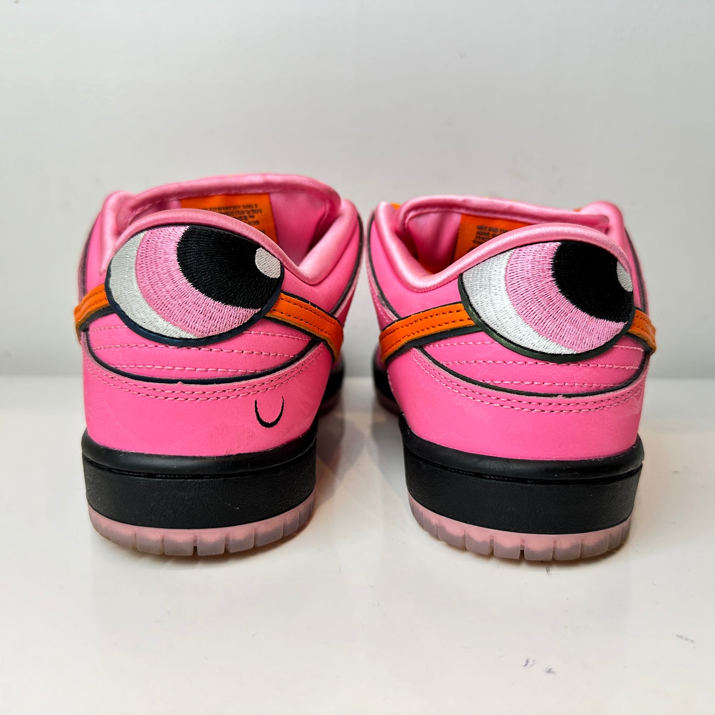 FD2631 600 Nike SB Dunk Low Las Chicas Superpoderosas Flor