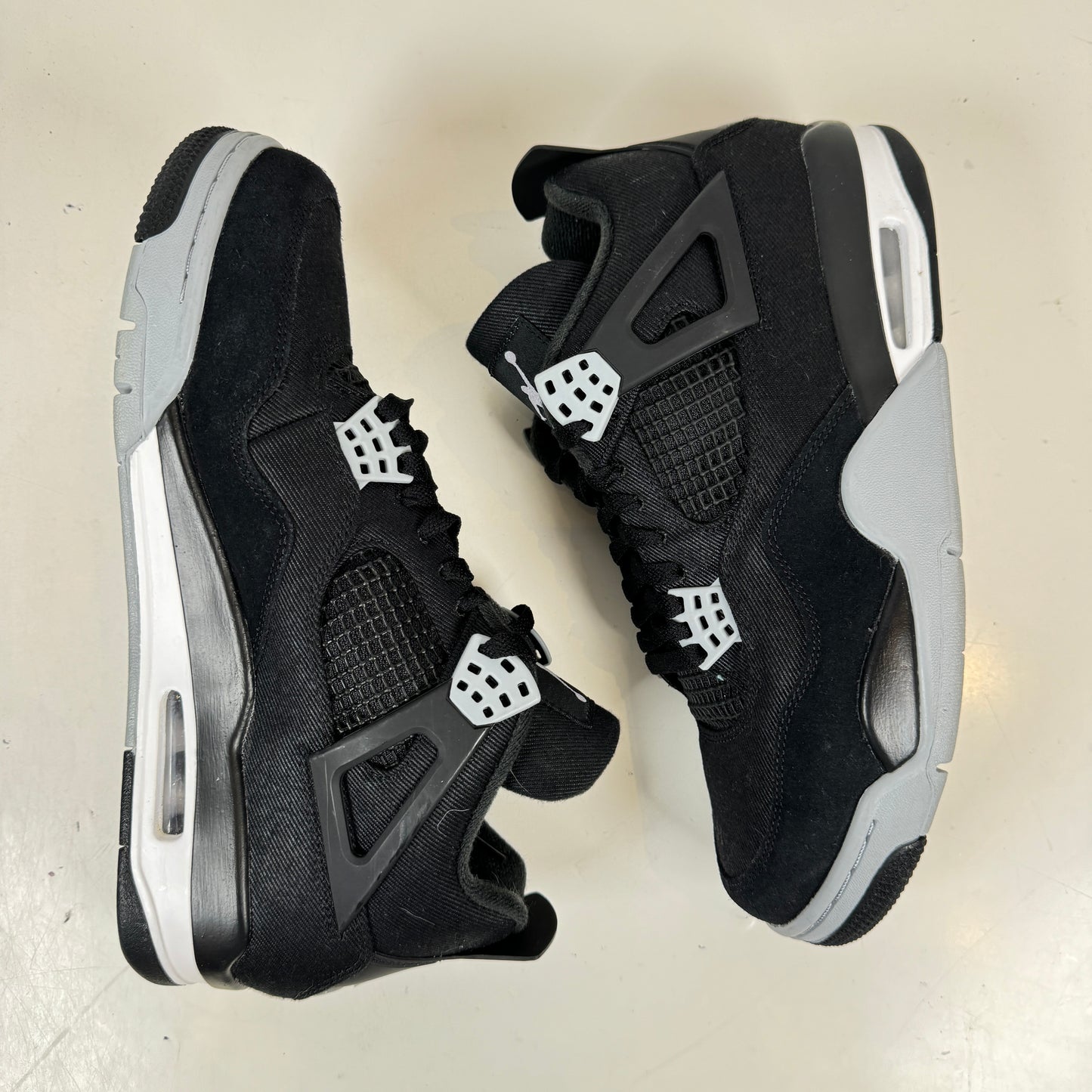 DH7138 006 Jordan 4 Retro SE Black Canvas [USED] - 9 M (Used)