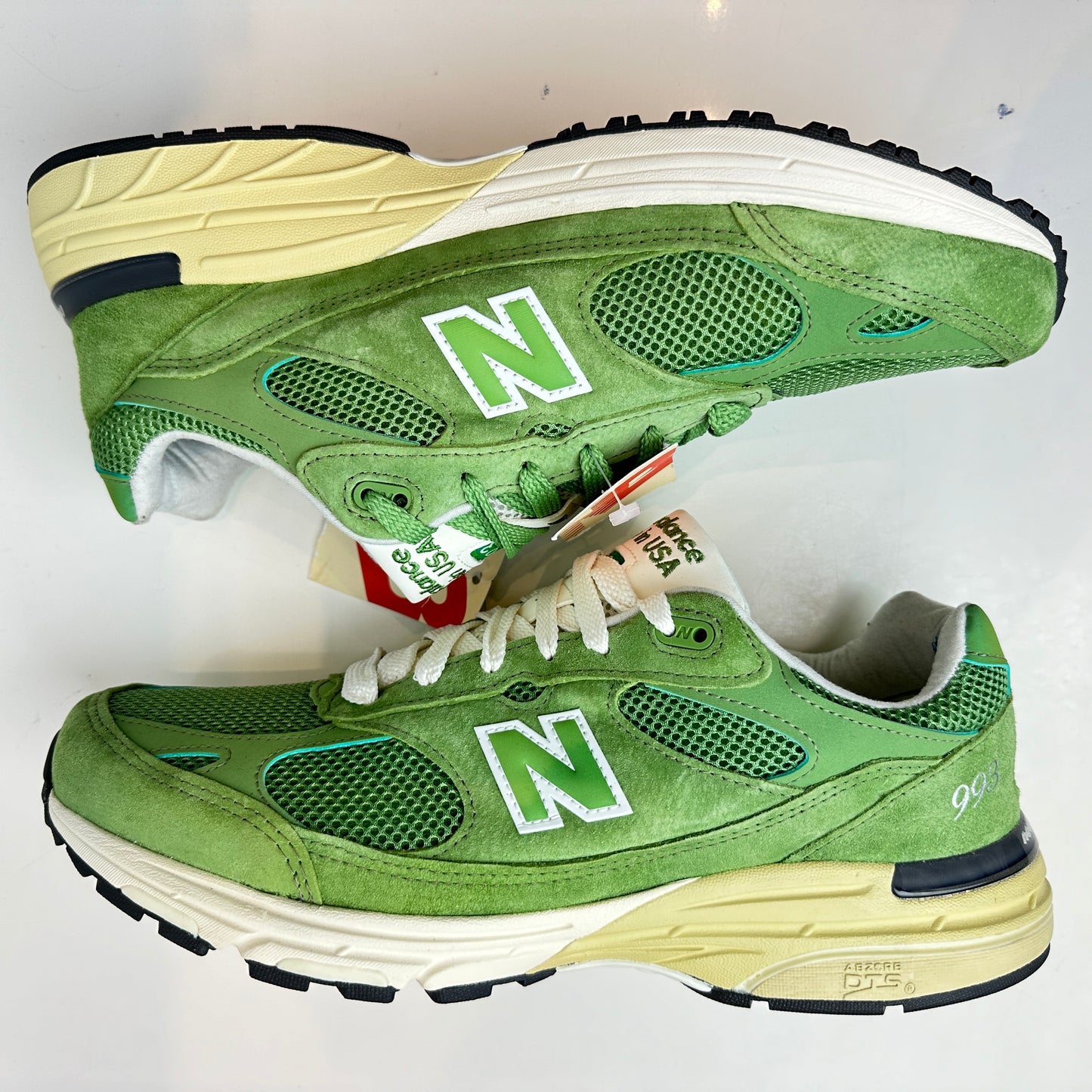 U993GW New Balance 993 MiUSA Teddy Santis Chive [USED] - 11 M (VNDS)