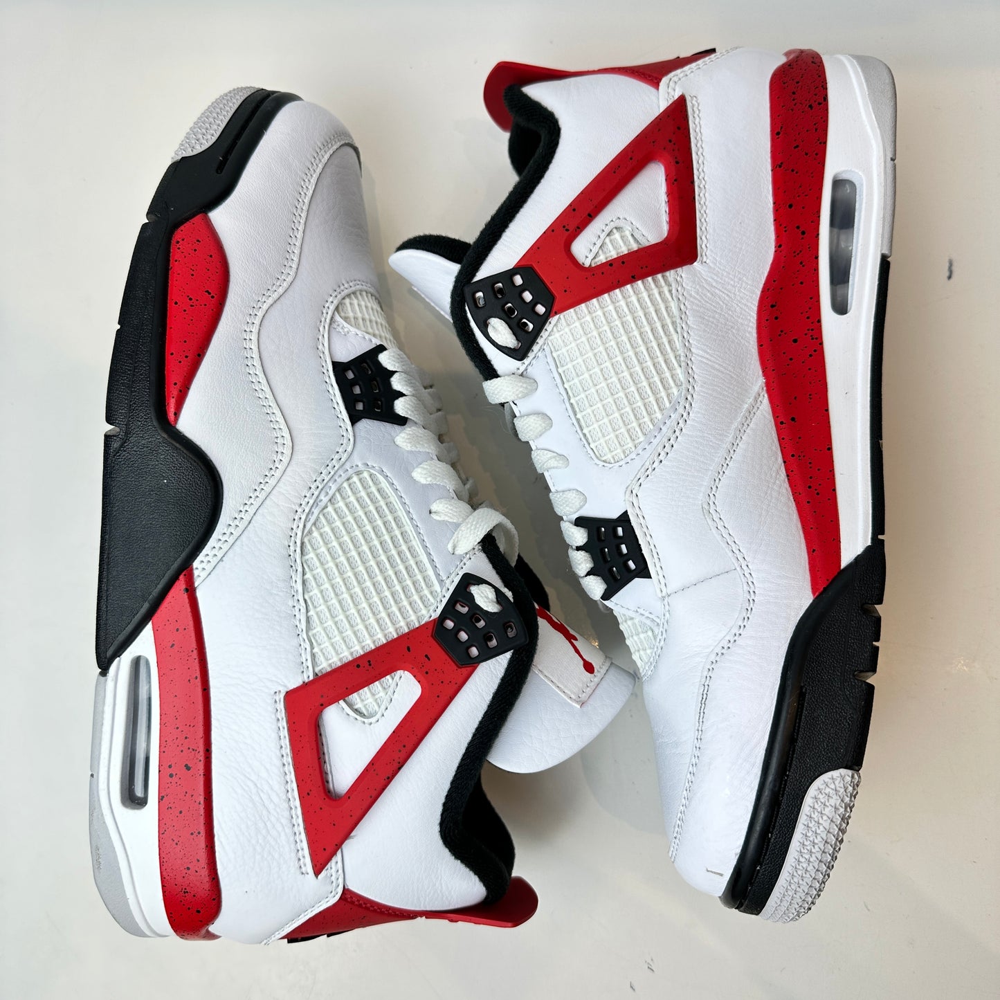 DH6927 161 Jordan 4 Retro Red Cement [USED] - 11 M (Used)