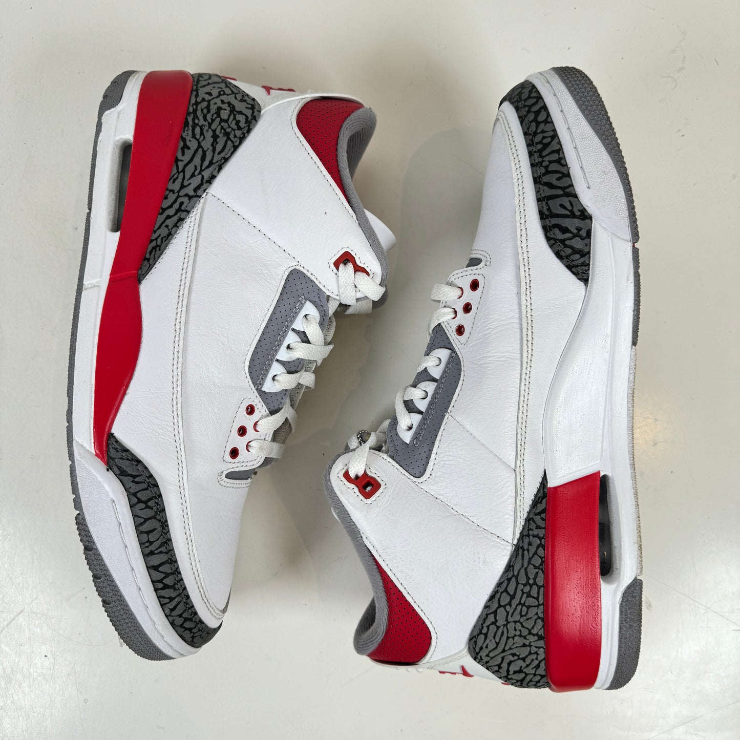 DN3707 160 Jordan 3 Retro Rojo fuego (2022)