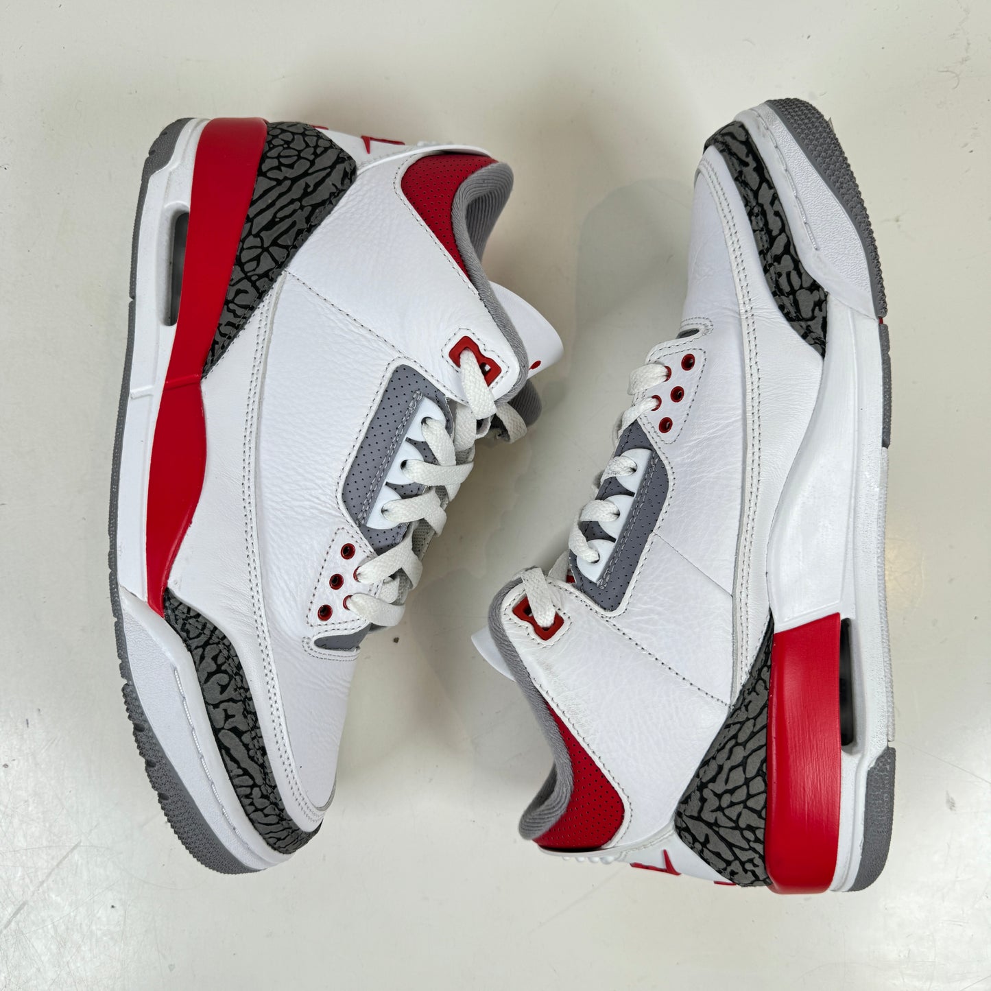 DN3707 160 Jordan 3 Retro Fire Red (2022) [USED] - 9 M (Used)