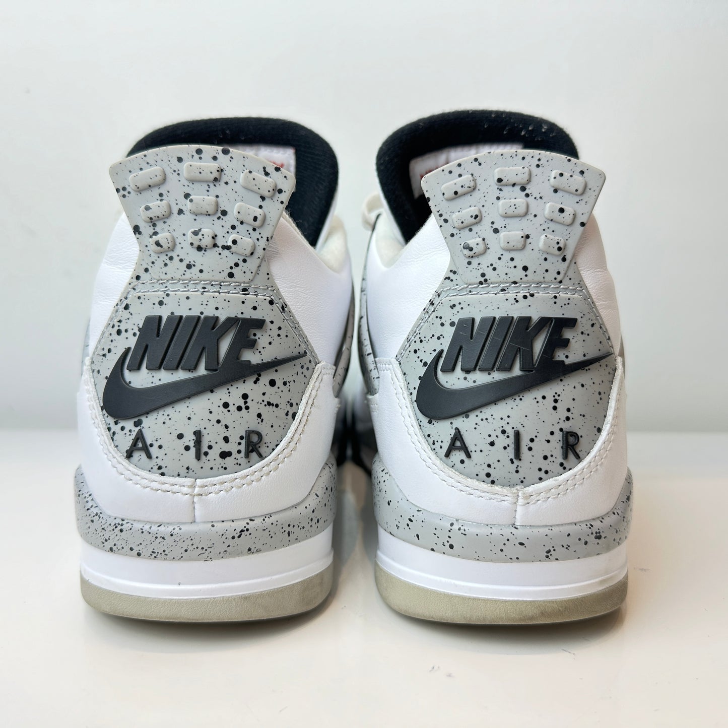 840606 192 Jordan 4 Blanco Cemento