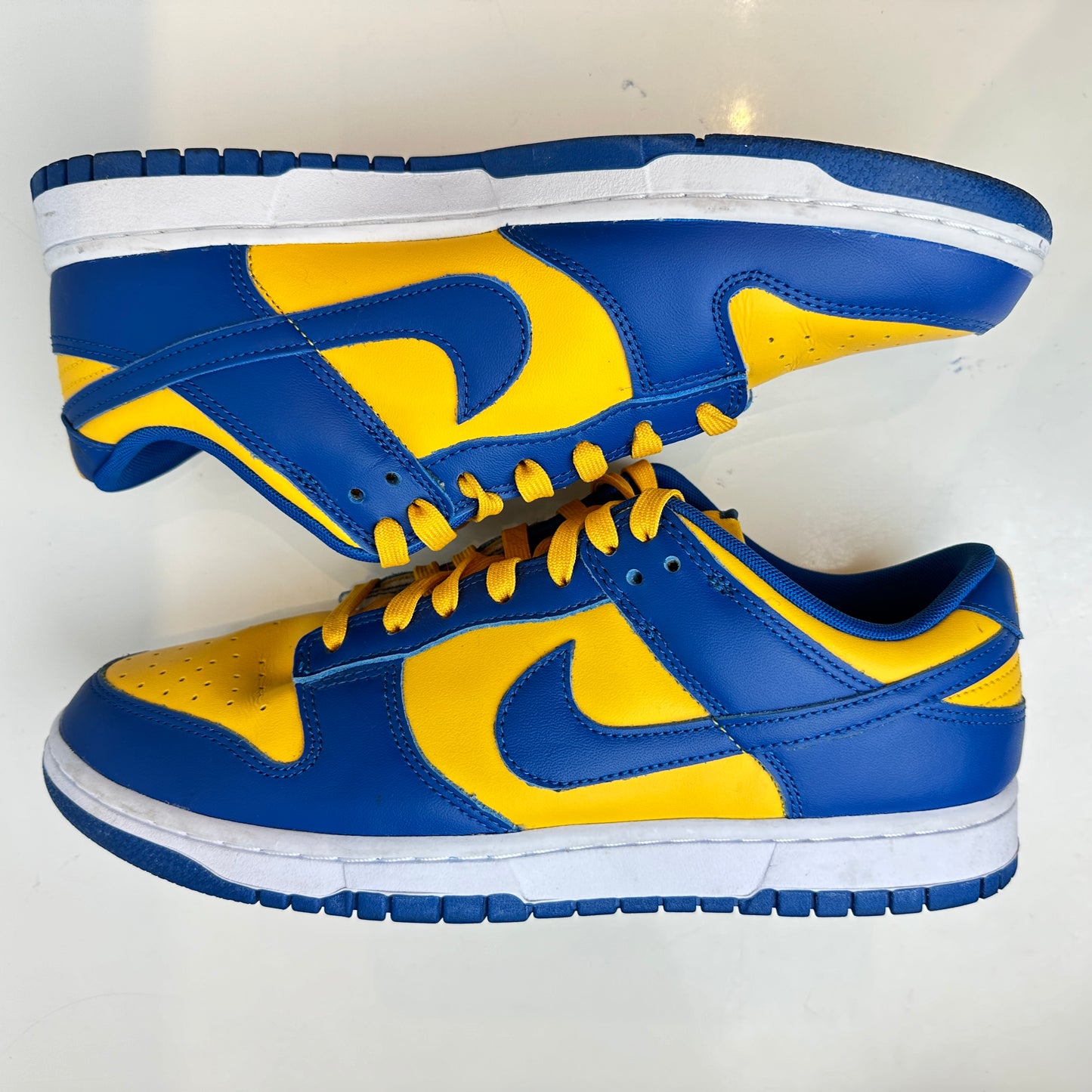 DD1391 402 Nike Dunk Low UCLA [USED] - 10.5 M (Used)