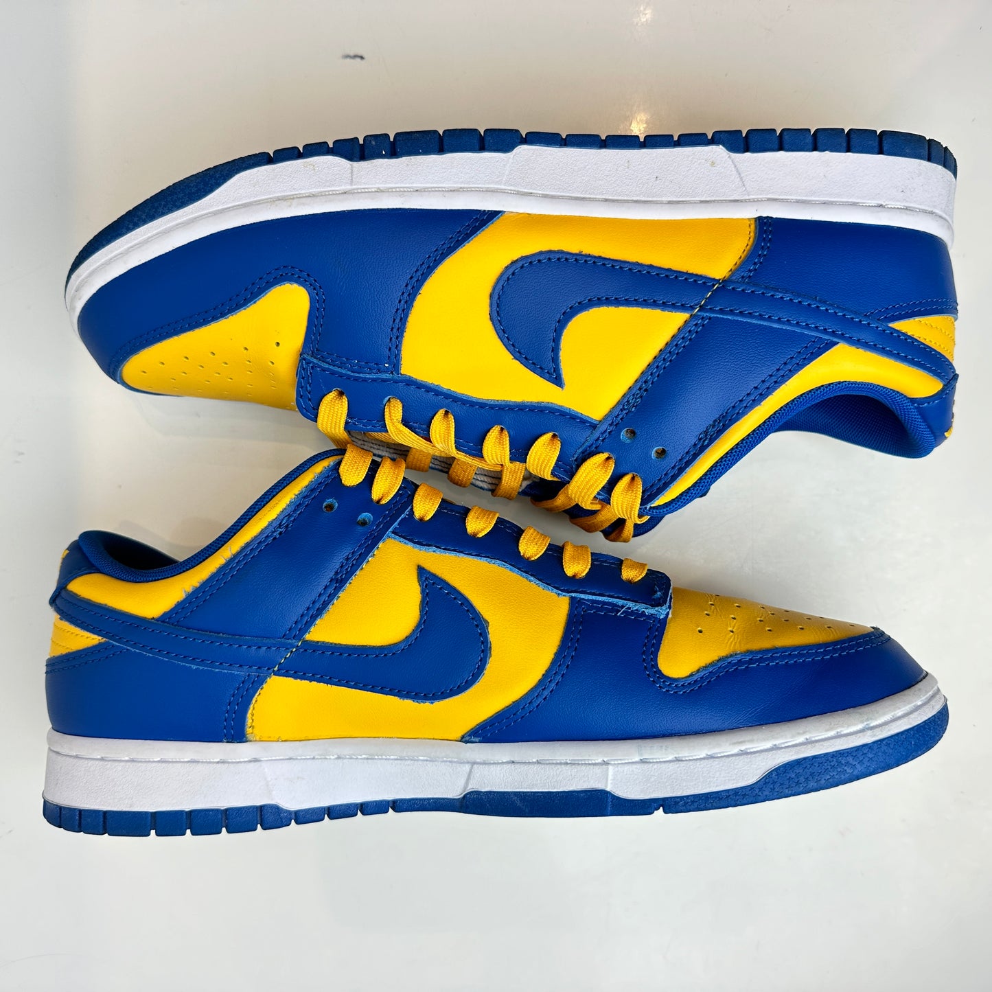 DD1391 402 Nike Dunk Low UCLA [USED] - 10.5 M (Used)