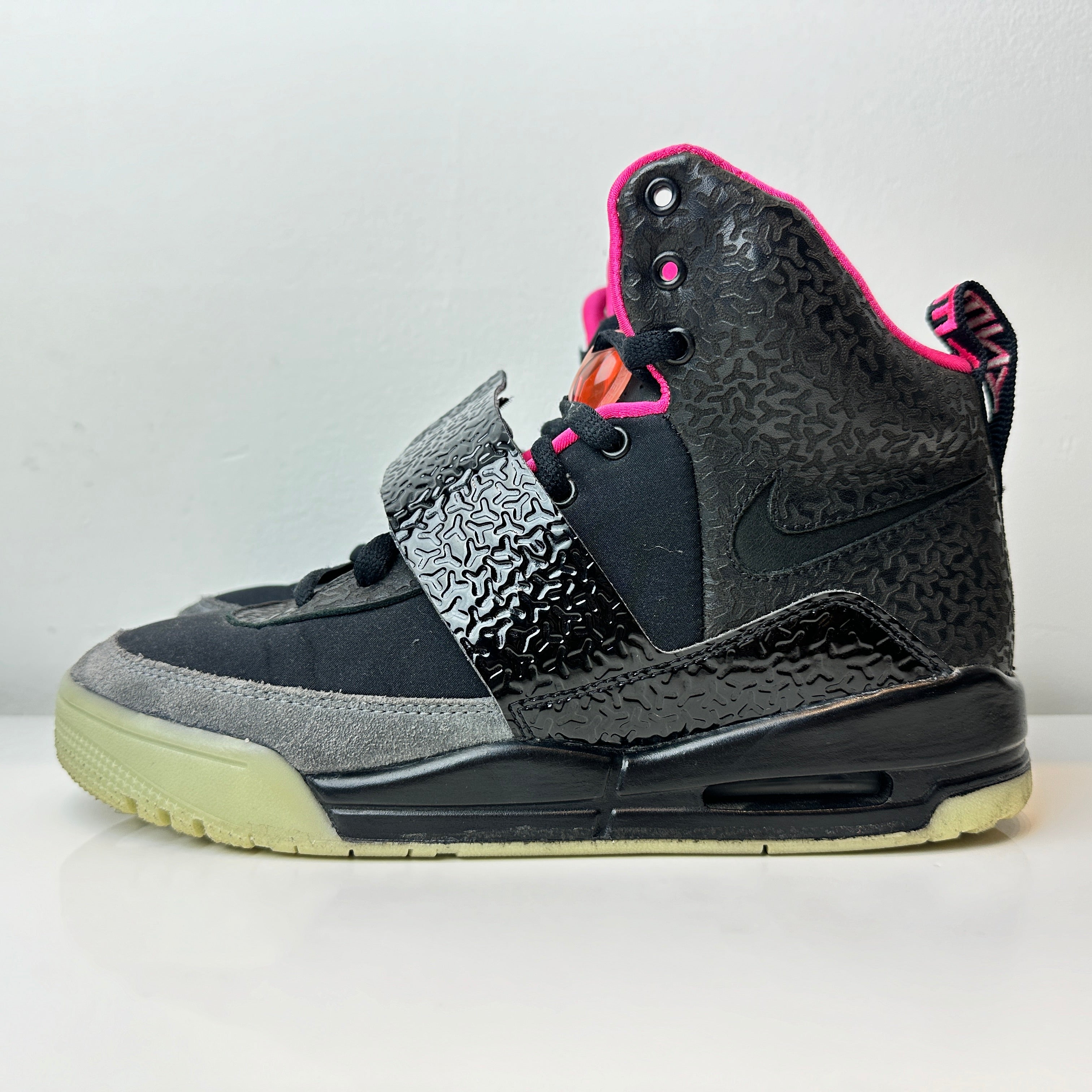 Air yeezy 7.5 hotsell