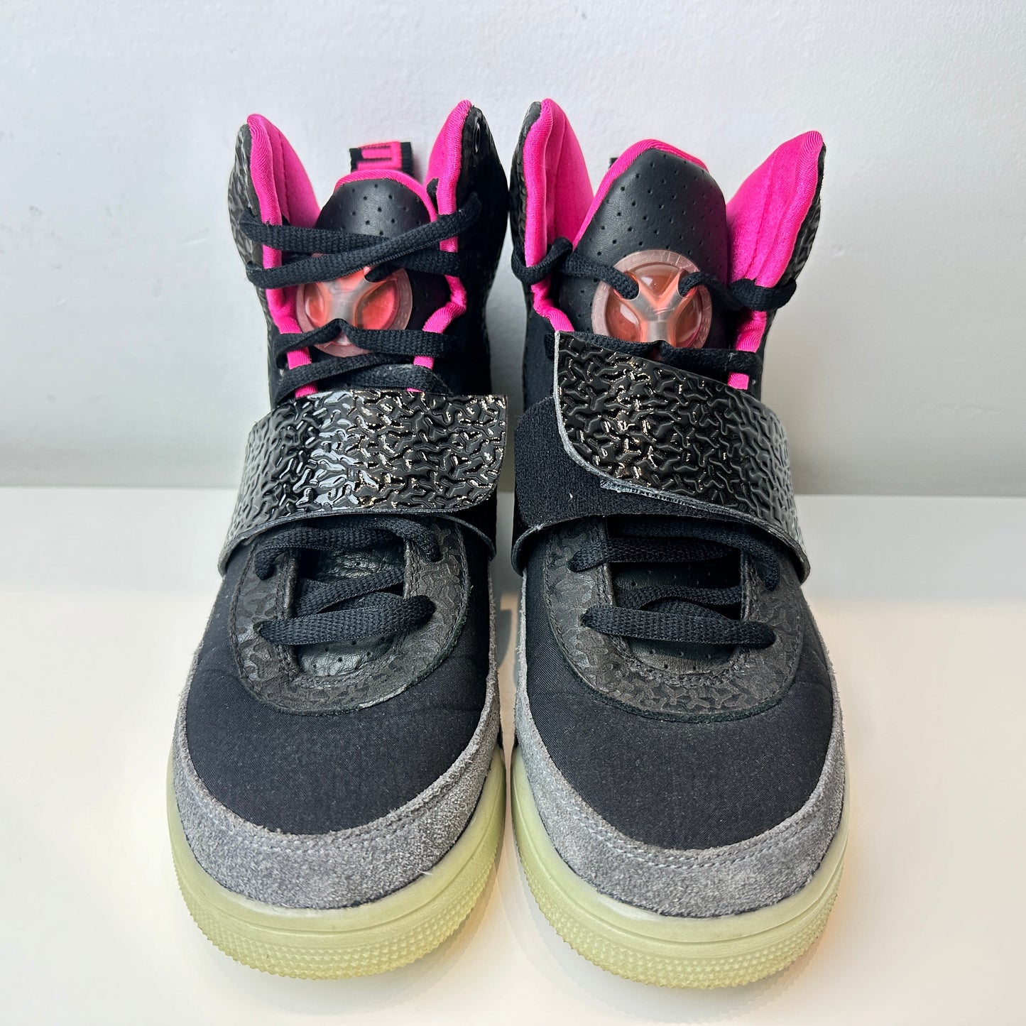 366164 003 Nike Air Yeezy 1 Blink [USED] - 7.5 M (Used)