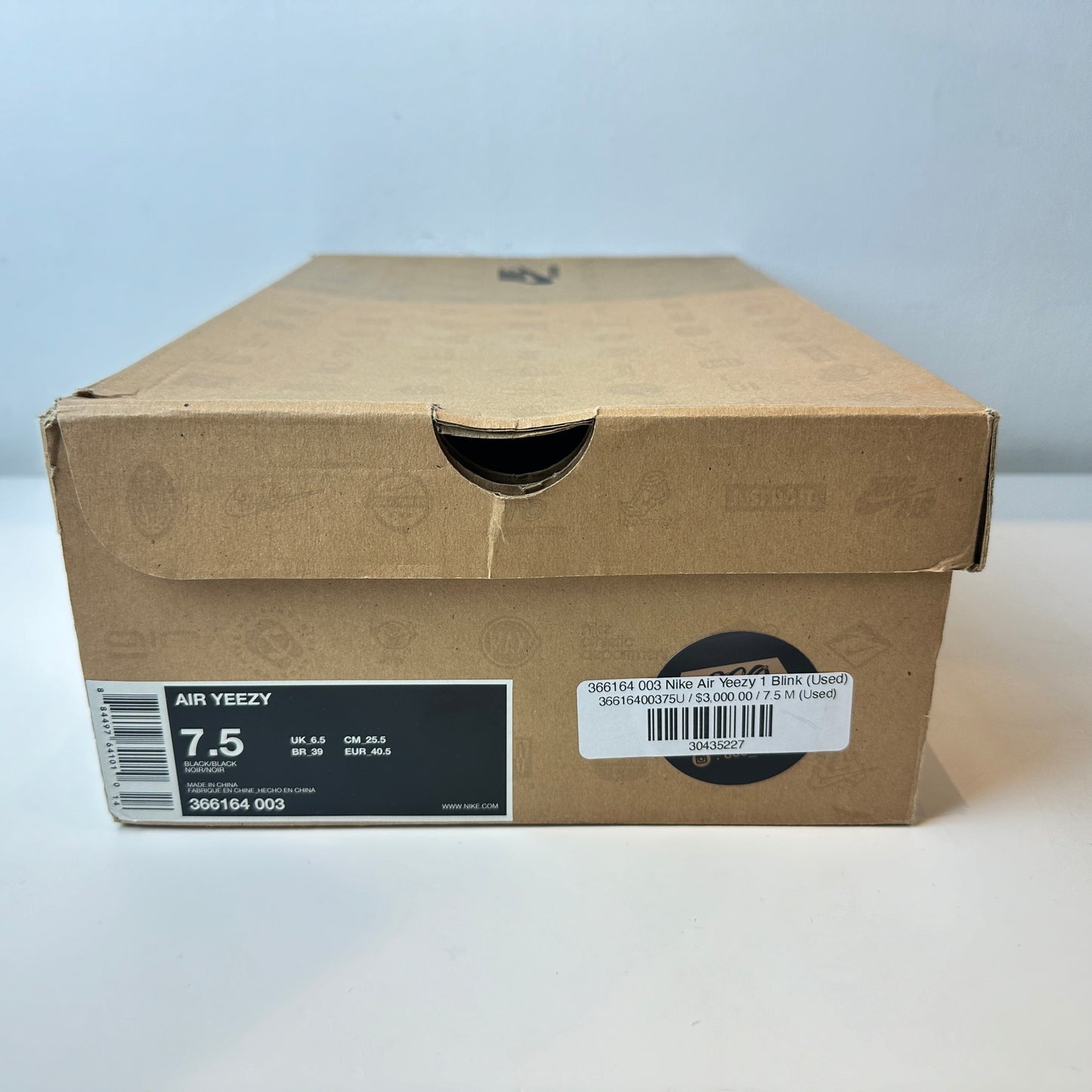 366164 003 Nike Air Yeezy 1 Blink [USED] - 7.5 M (Used)