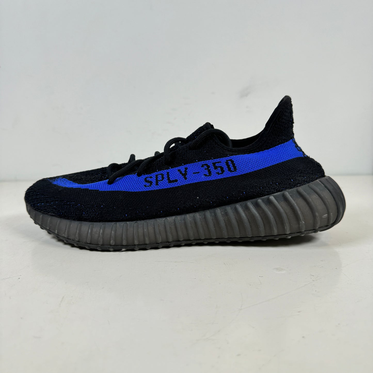 GY7164 Adidas Yeezy Boost 350 V2 Dazzling Blue [USED] - 12 M (Used)