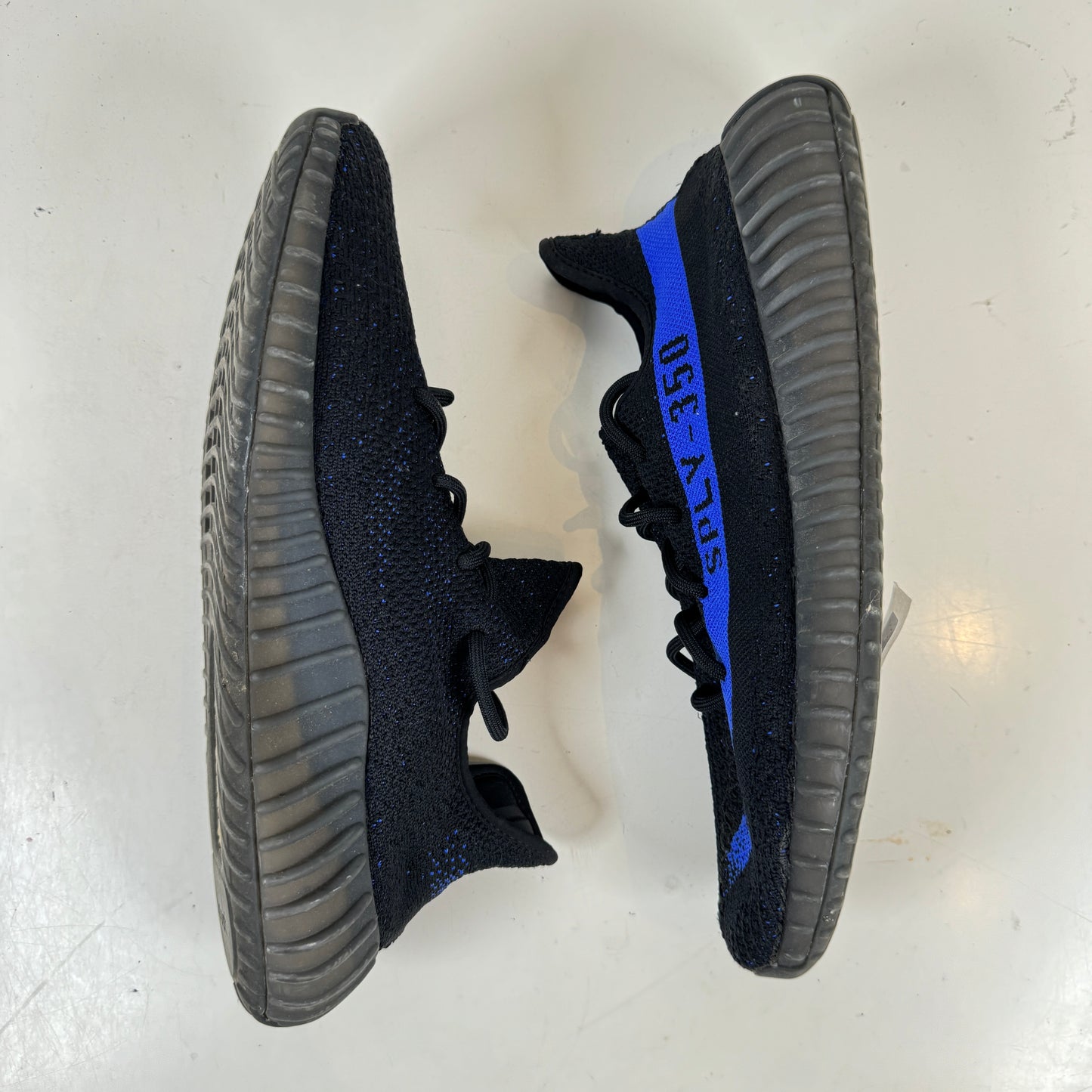 GY7164 Adidas Yeezy Boost 350 V2 Dazzling Blue [USED] - 12 M (Used)