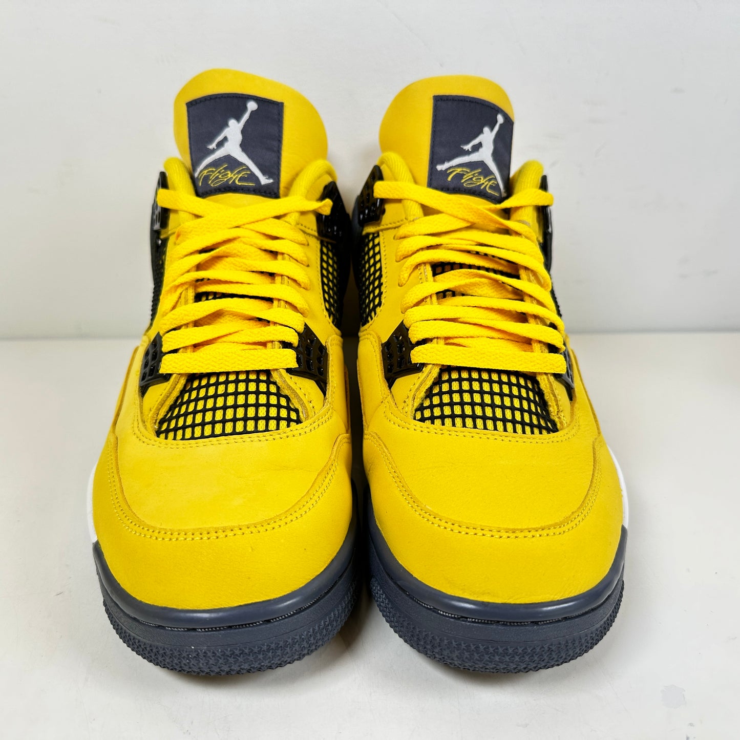 CT8527 700 Jordan 4 Retro Lightning (2021) [USED] - 11.5 M (VNDS)