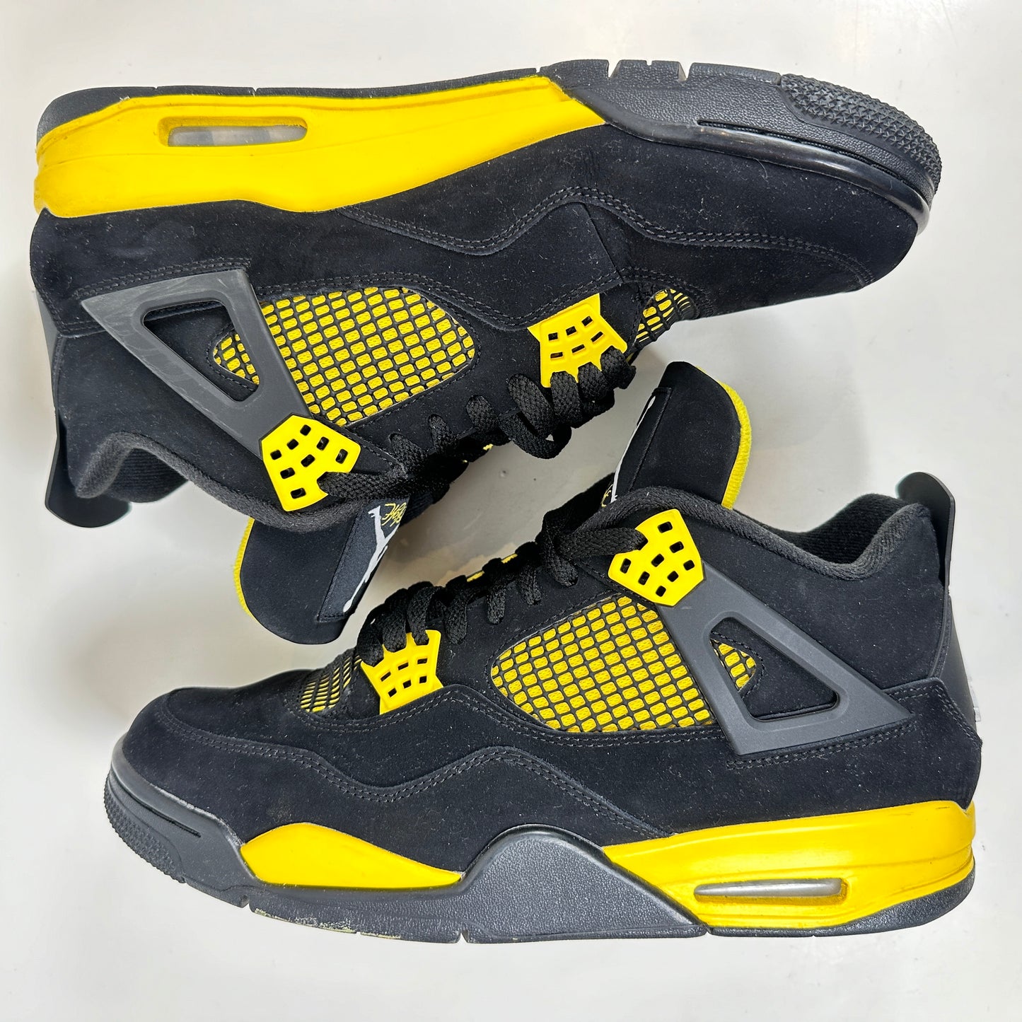 DH6927 017 Jordan 4 Retro Thunder [USED] - 11.5 M (Used2)