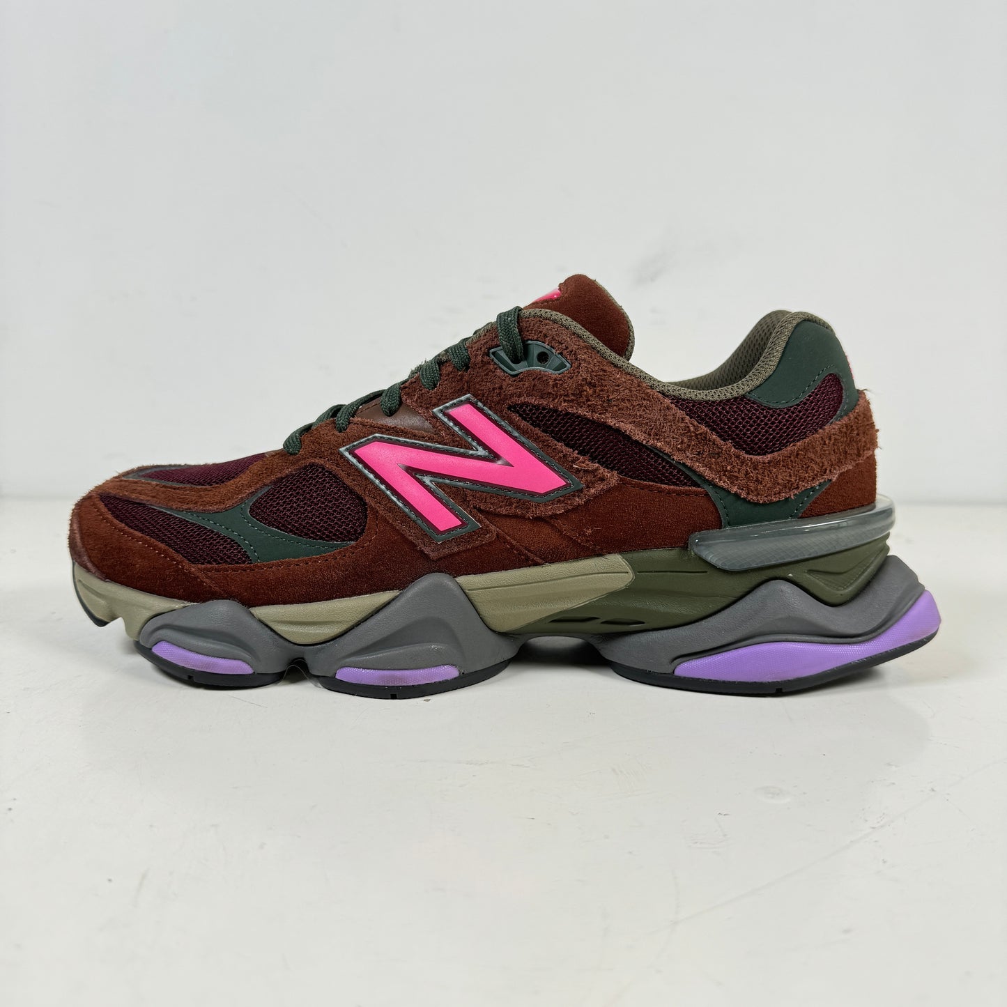 U9060BUR New Balance 9060 Rich Oak Burgundy [USED] - 11 M (Used)