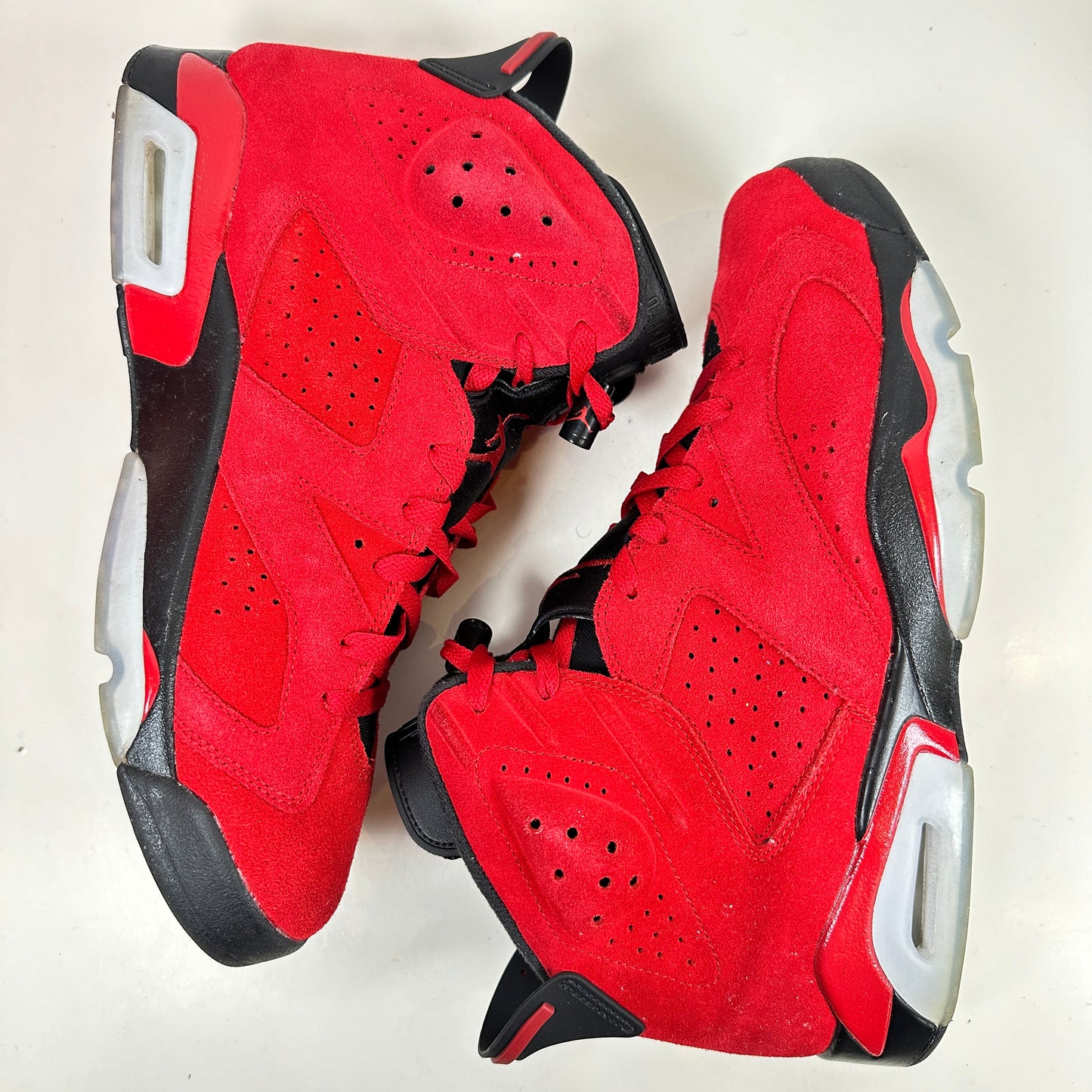 CT8529 600  Jordan 6 Retro Toro Bravo [USED] - 11.5 M (Used)