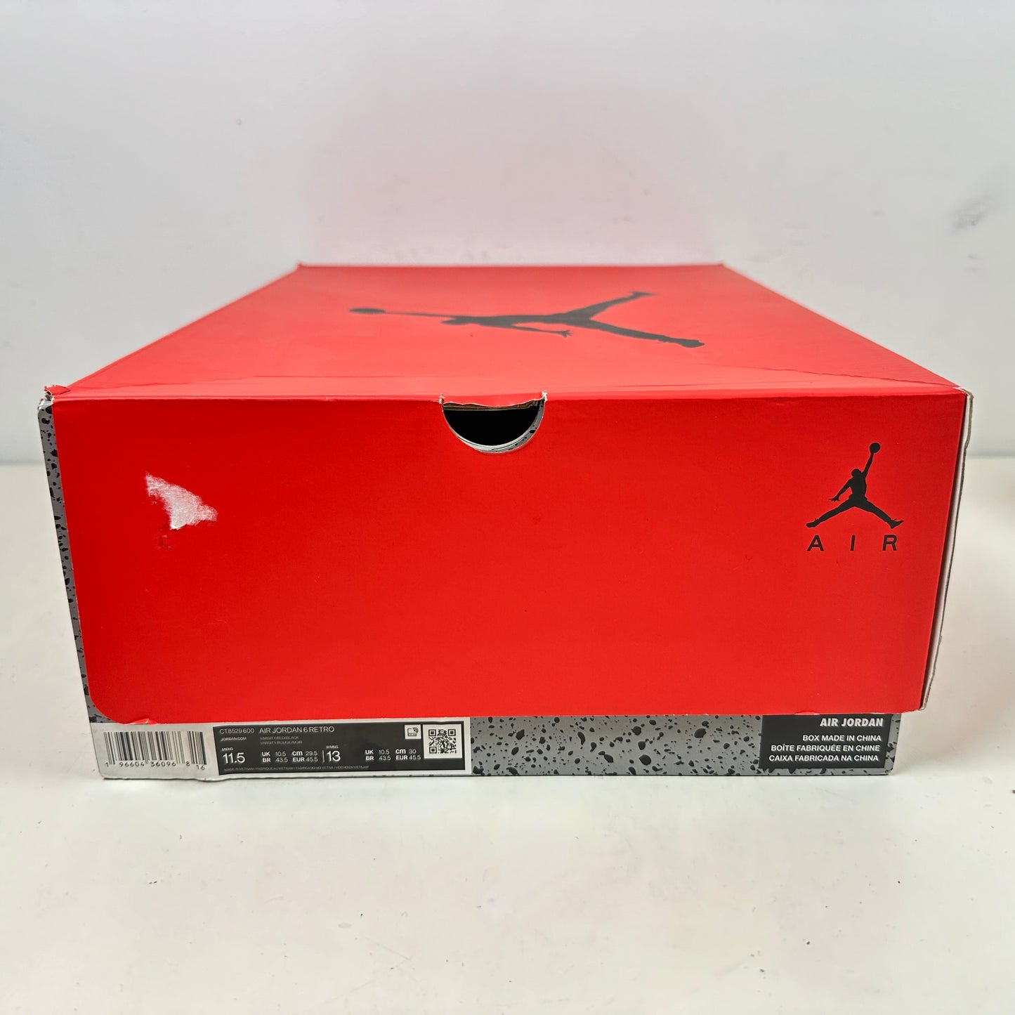 CT8529 600  Jordan 6 Retro Toro Bravo [USED] - 11.5 M (Used)