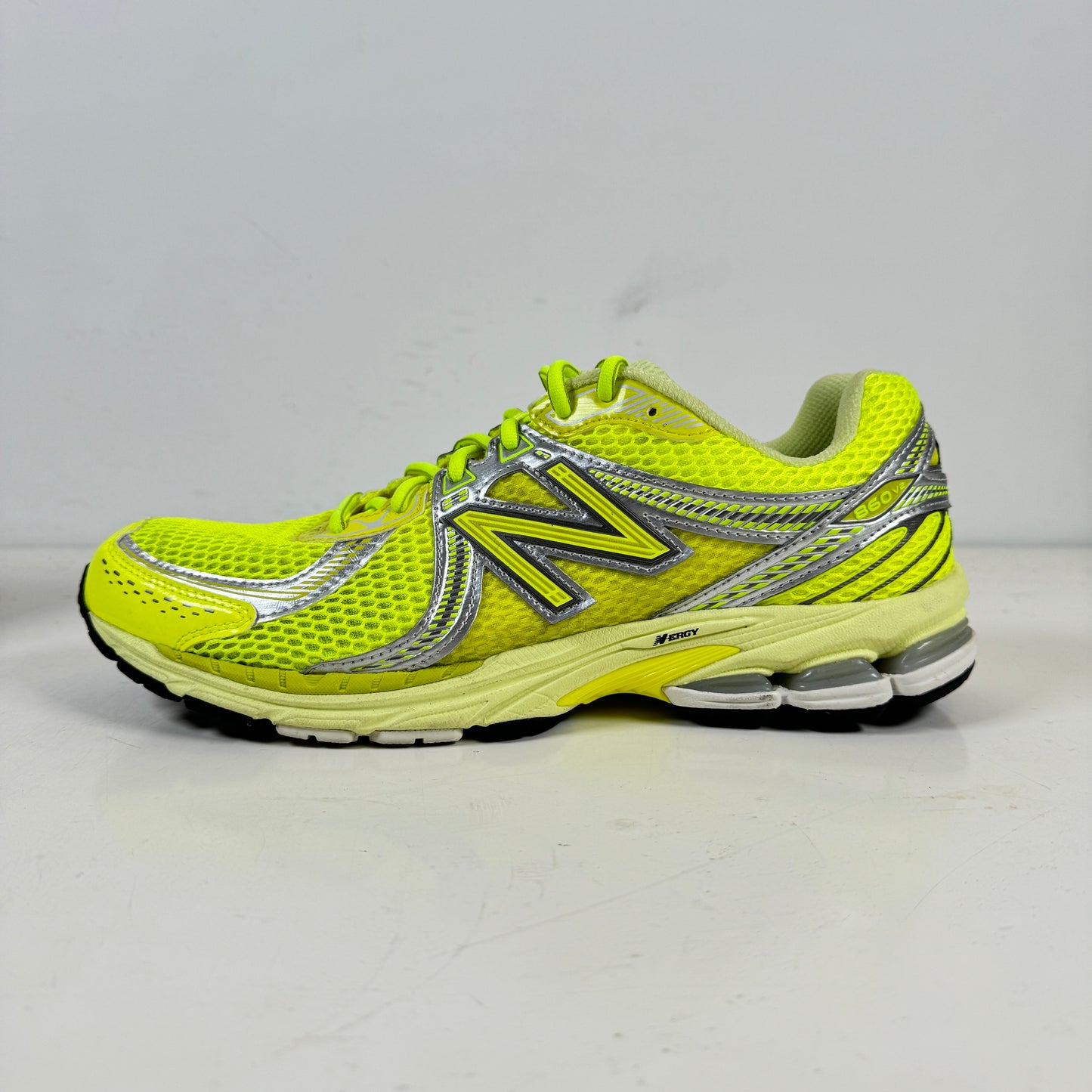 ML860AE2 New Balance 860v2 Aime Leon Dore Yellow [USED] - 11.5 M (Used)