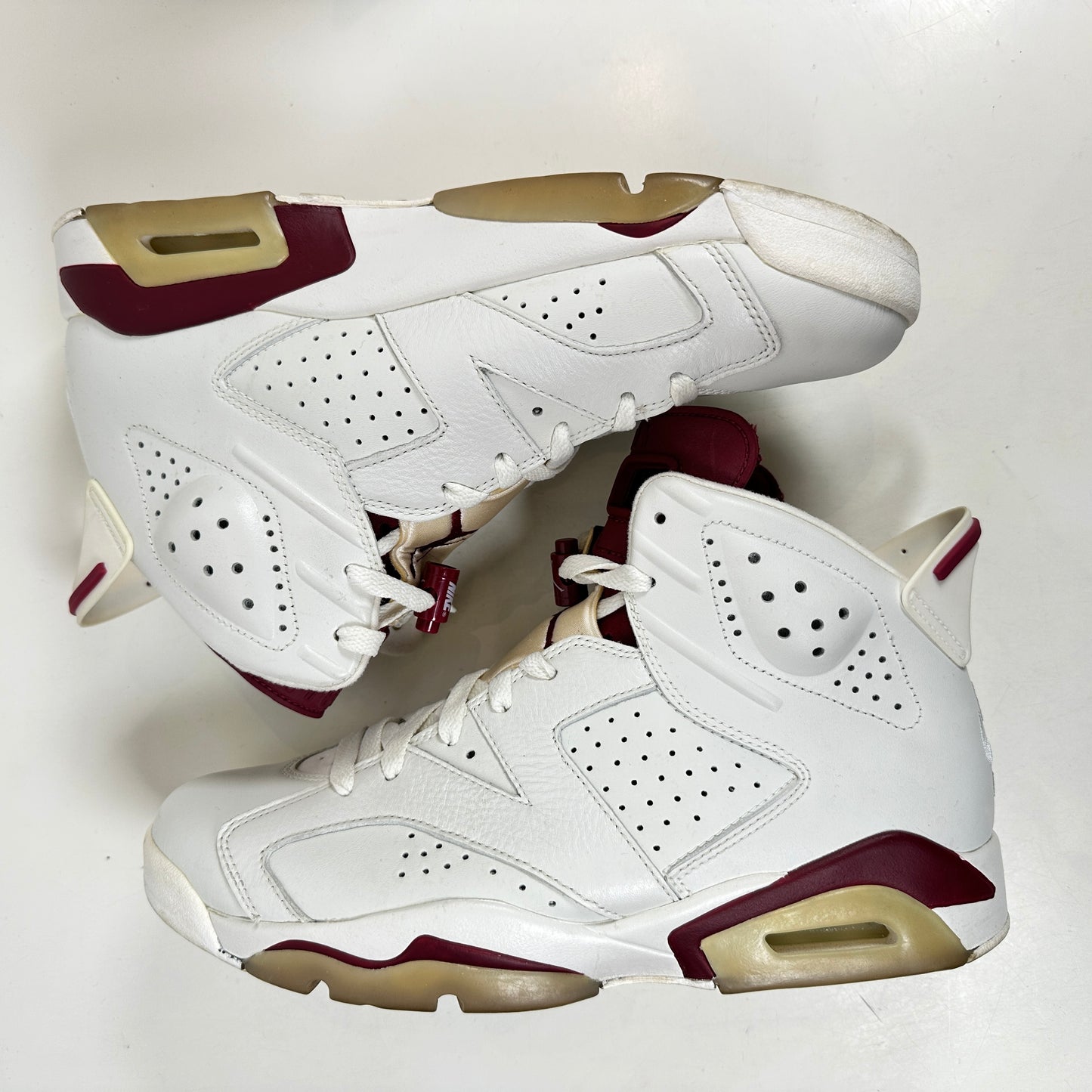 384664 116 Jordan 6 Granate